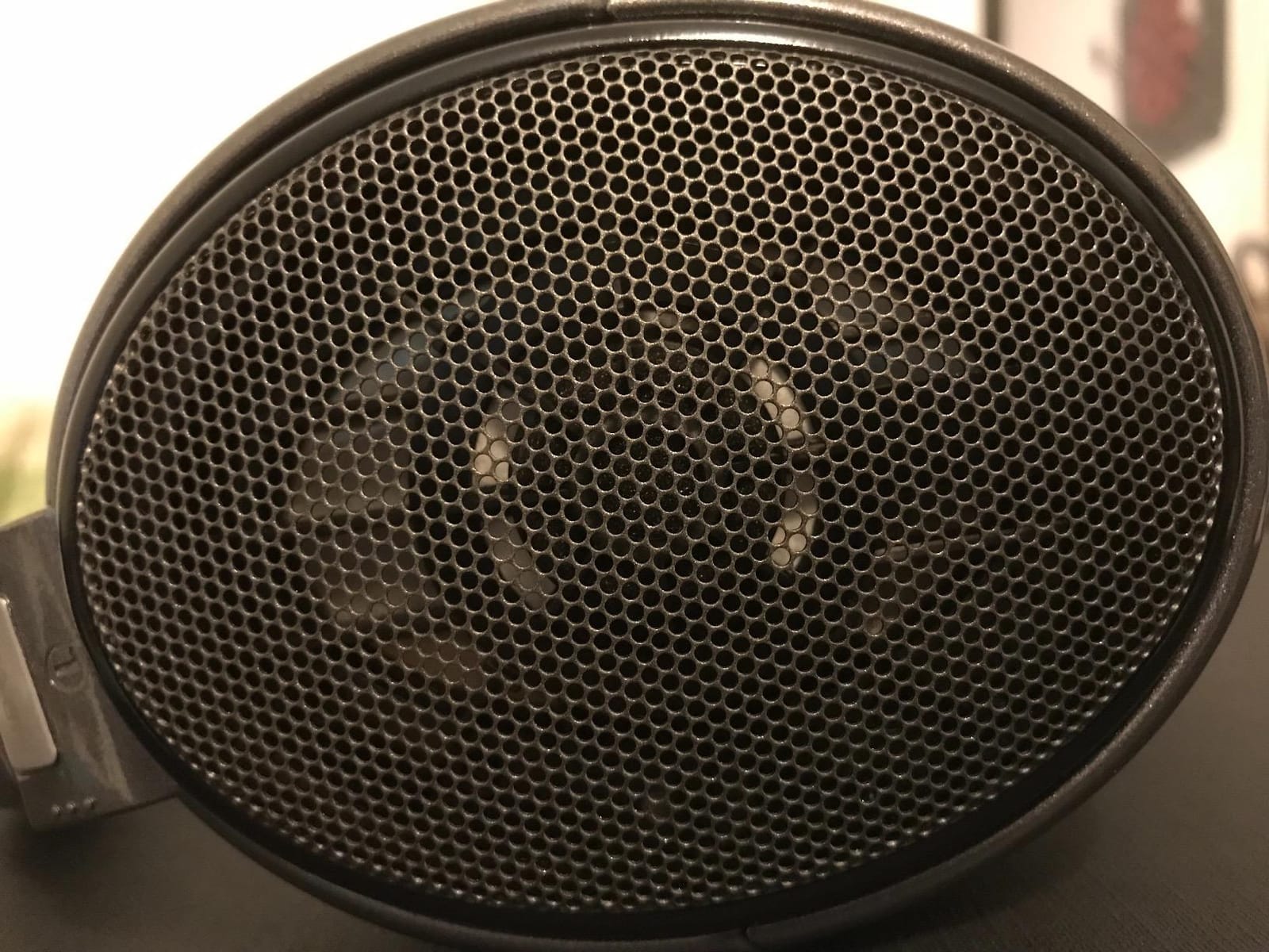 Sennheiser HD 650 - Audiophile Hi-Res Open Back Dynamic Headphone customer photo 1