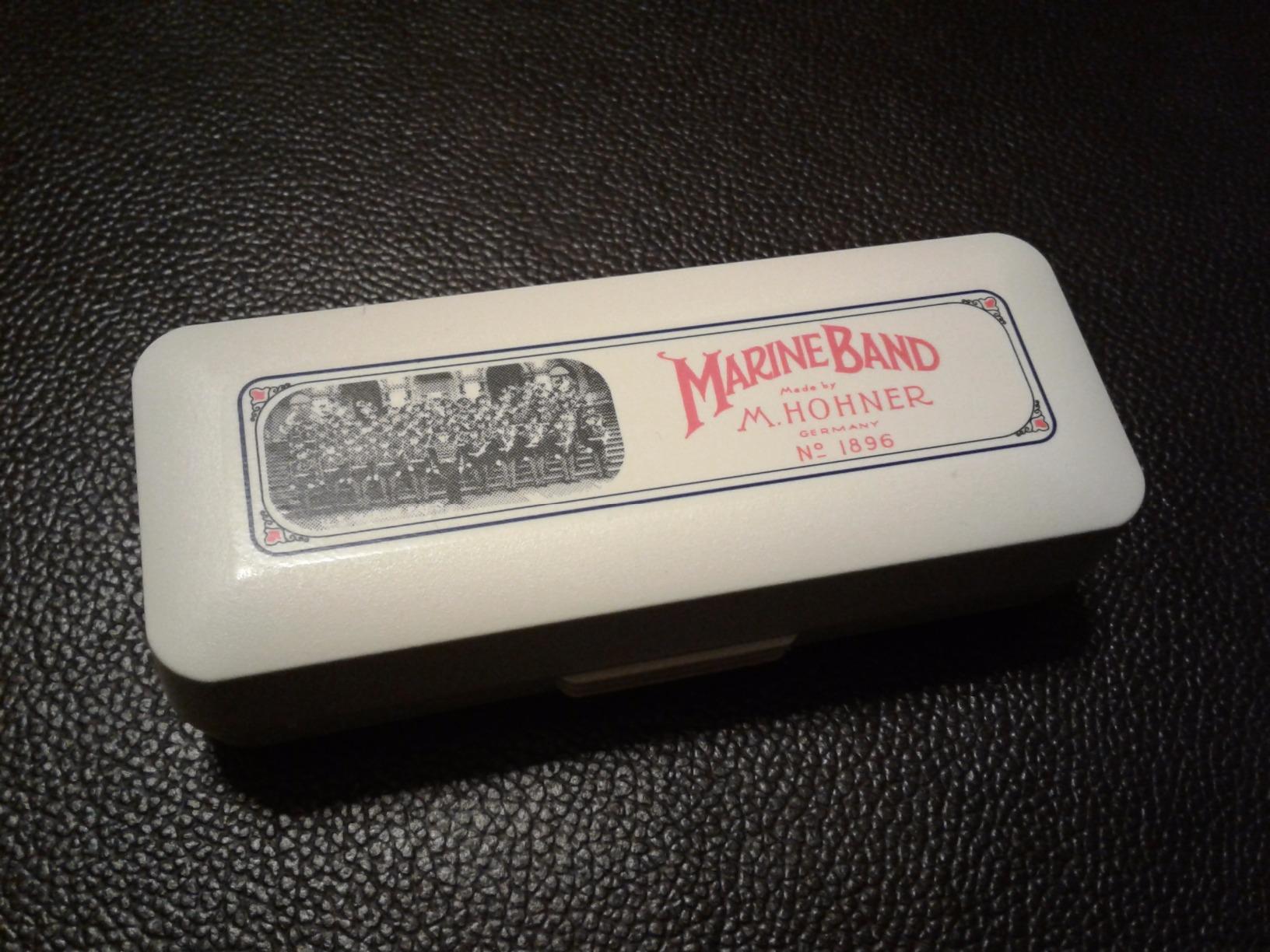 Hohner Marine Band 1896bx C Harmonica, Key of C, 0.9mm Brass Reeds customer photo 1