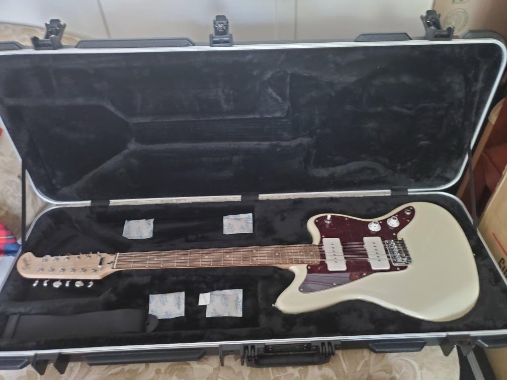 SKB Shaped Electric Hardshell - TSA Latch, Over-Molded Handle (1SKB-FS-6) customer photo 1