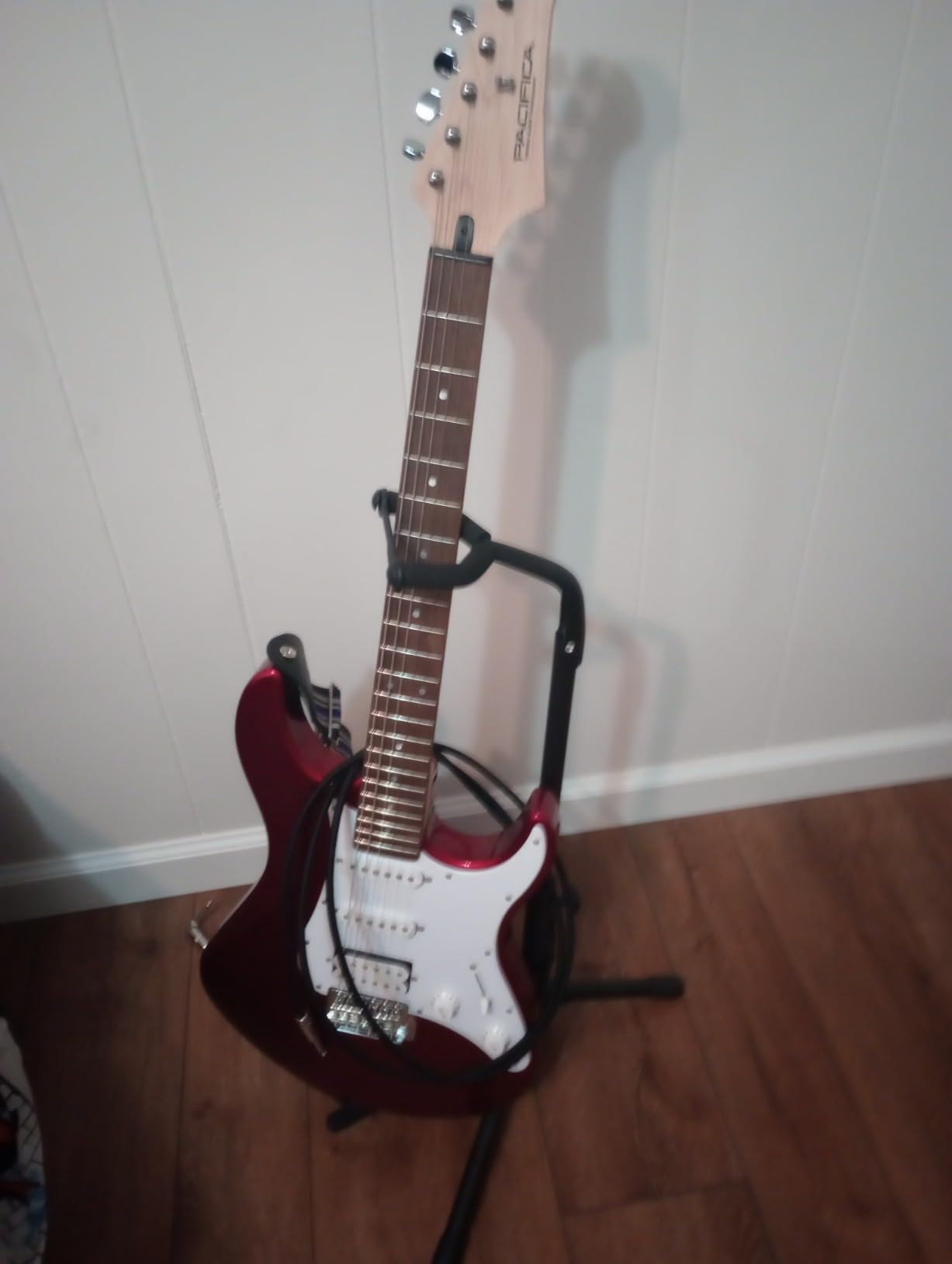 Yamaha Pacifica Series PAC012 Electric Guitar; Metallic Red customer photo 1