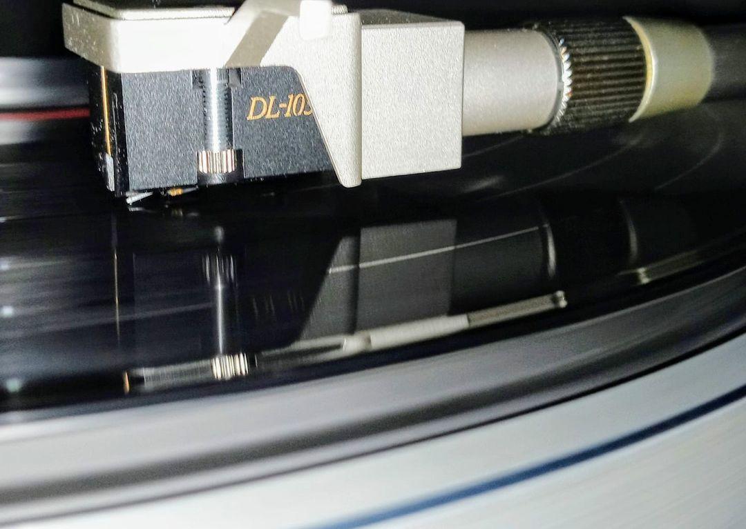 Denon DL-103R Moving Coil Turntable Phono Cartridge customer photo 1