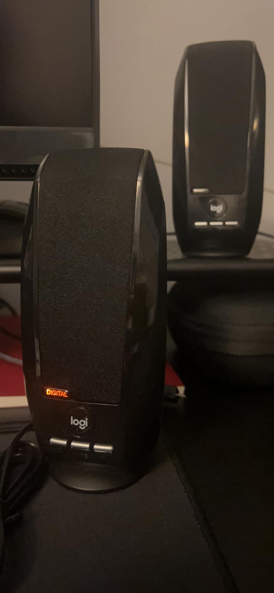 Logitech S150 USB Speakers with Digital Sound customer photo 1