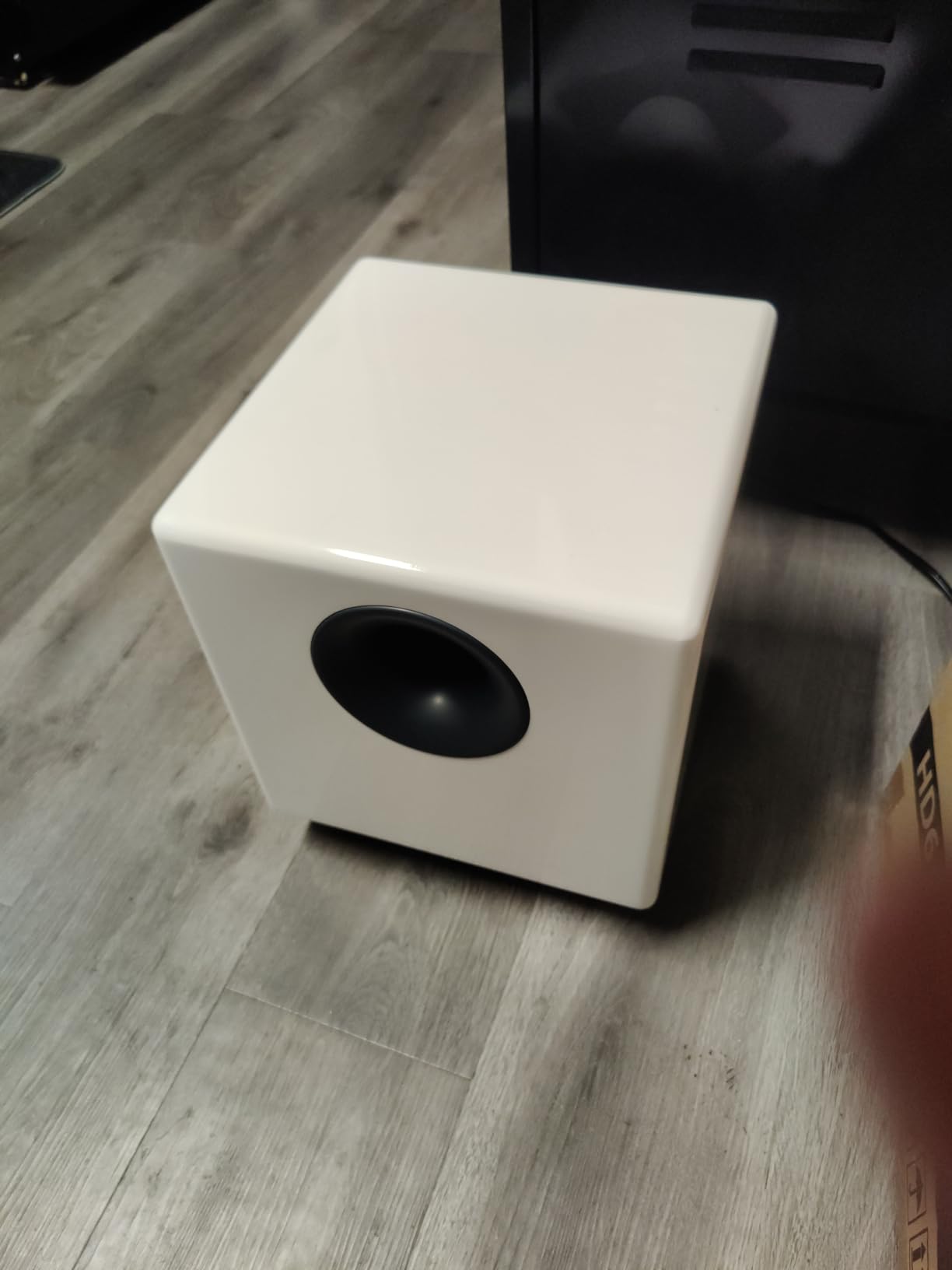 Audioengine S8 Powered Subwoofer – 250W Wireless-Ready 8-Inch Bass Speaker customer photo 1