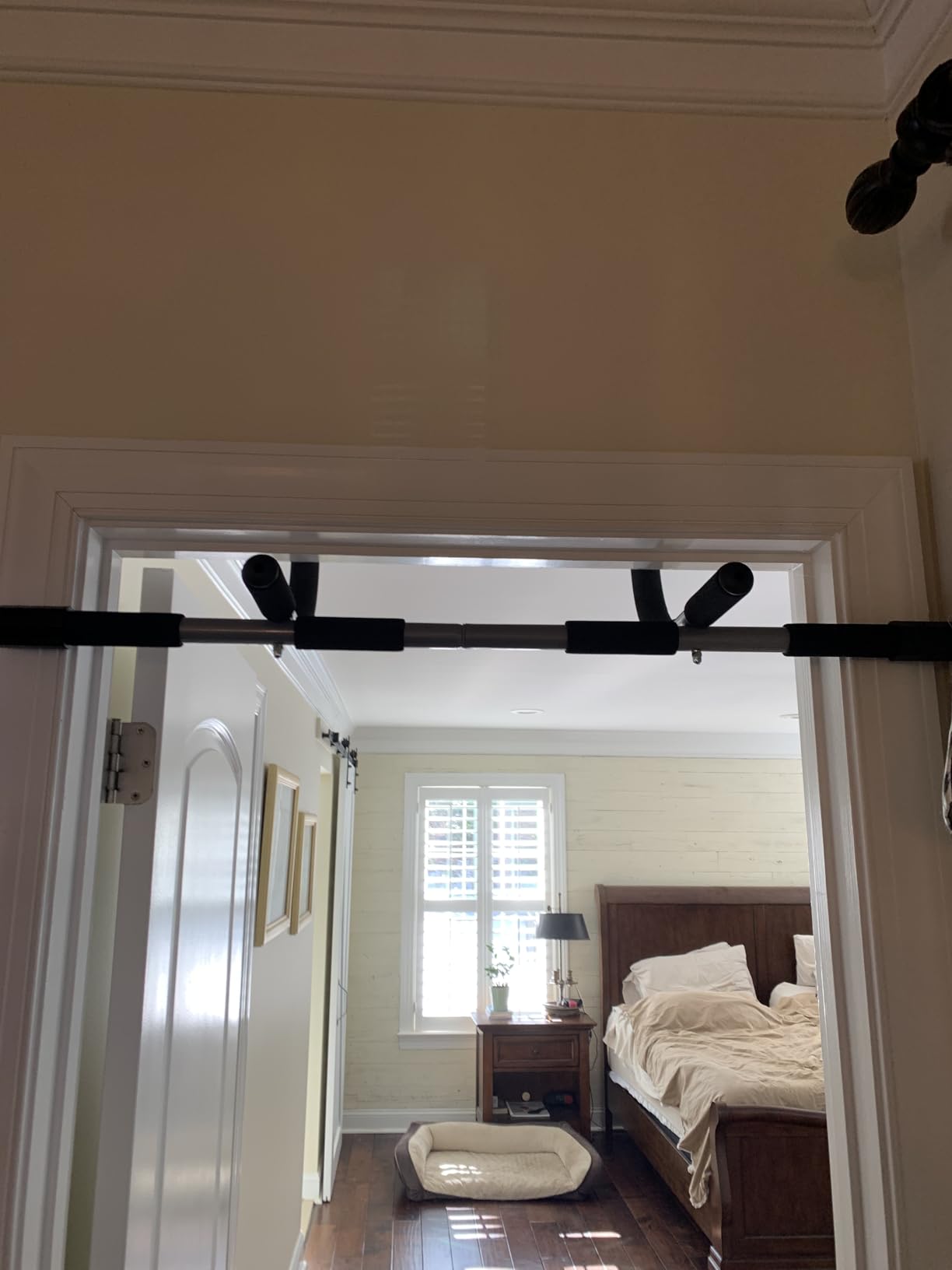 Iron Gym Pull-Up Bar - Total Upper Body Workout Bar for Doorway, Adjustable Width Locking, No Screws Portable Door Frame Horizontal Chin-up Bar, Fitness Exercise customer photo 1
