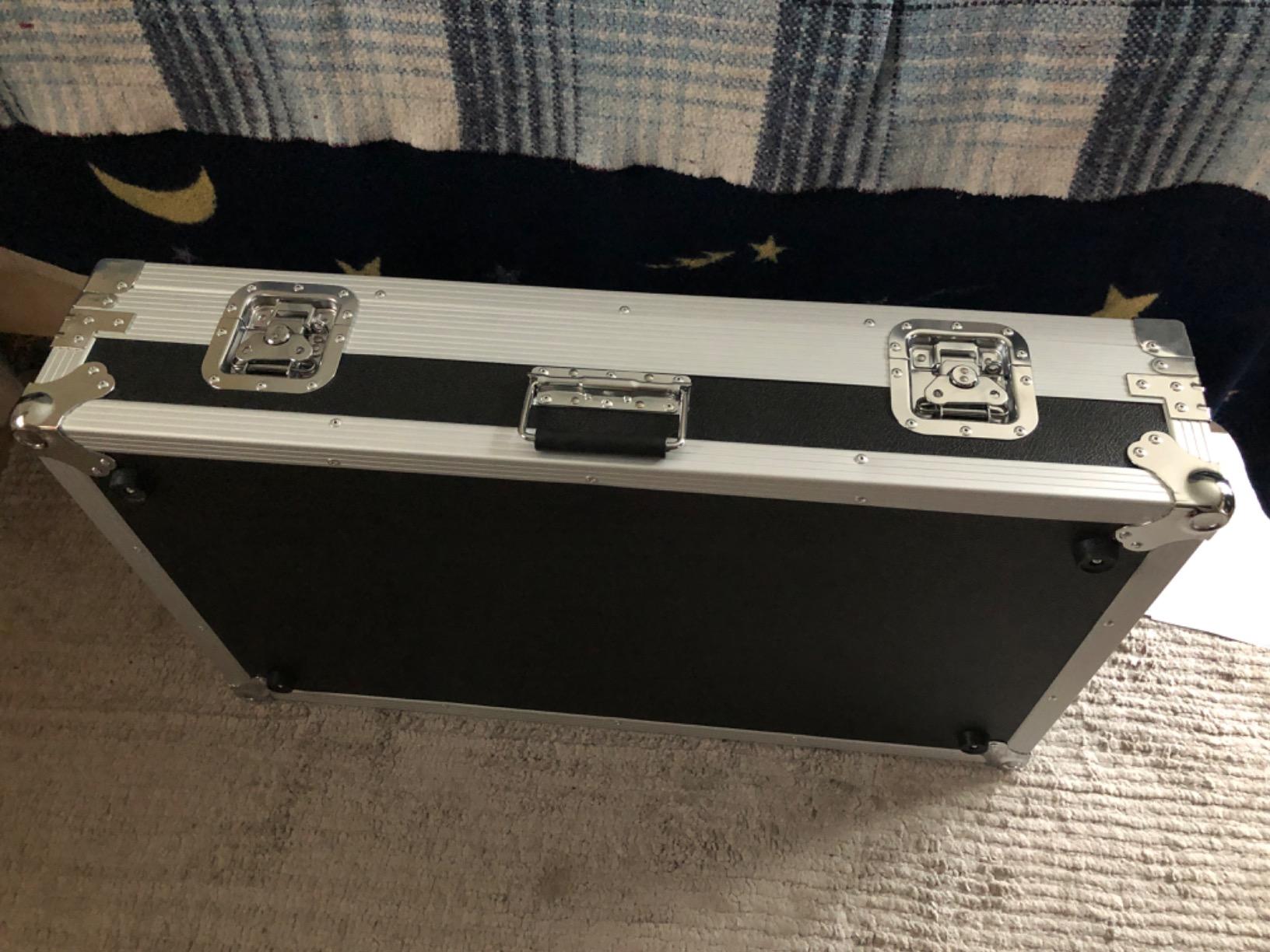 Seismic Audio - Pedal Board Case ATA 34