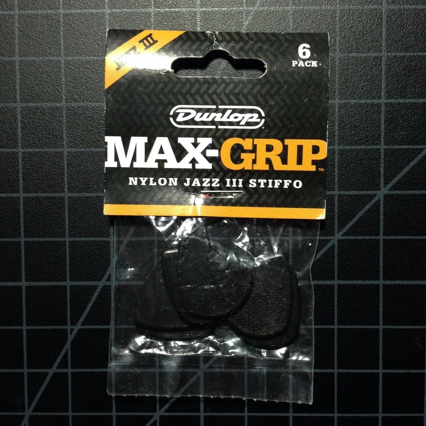 Jim Dunlop Max-Grip® Jazz III Stiffo Pick 1.38MM - 6 Pack customer photo 2