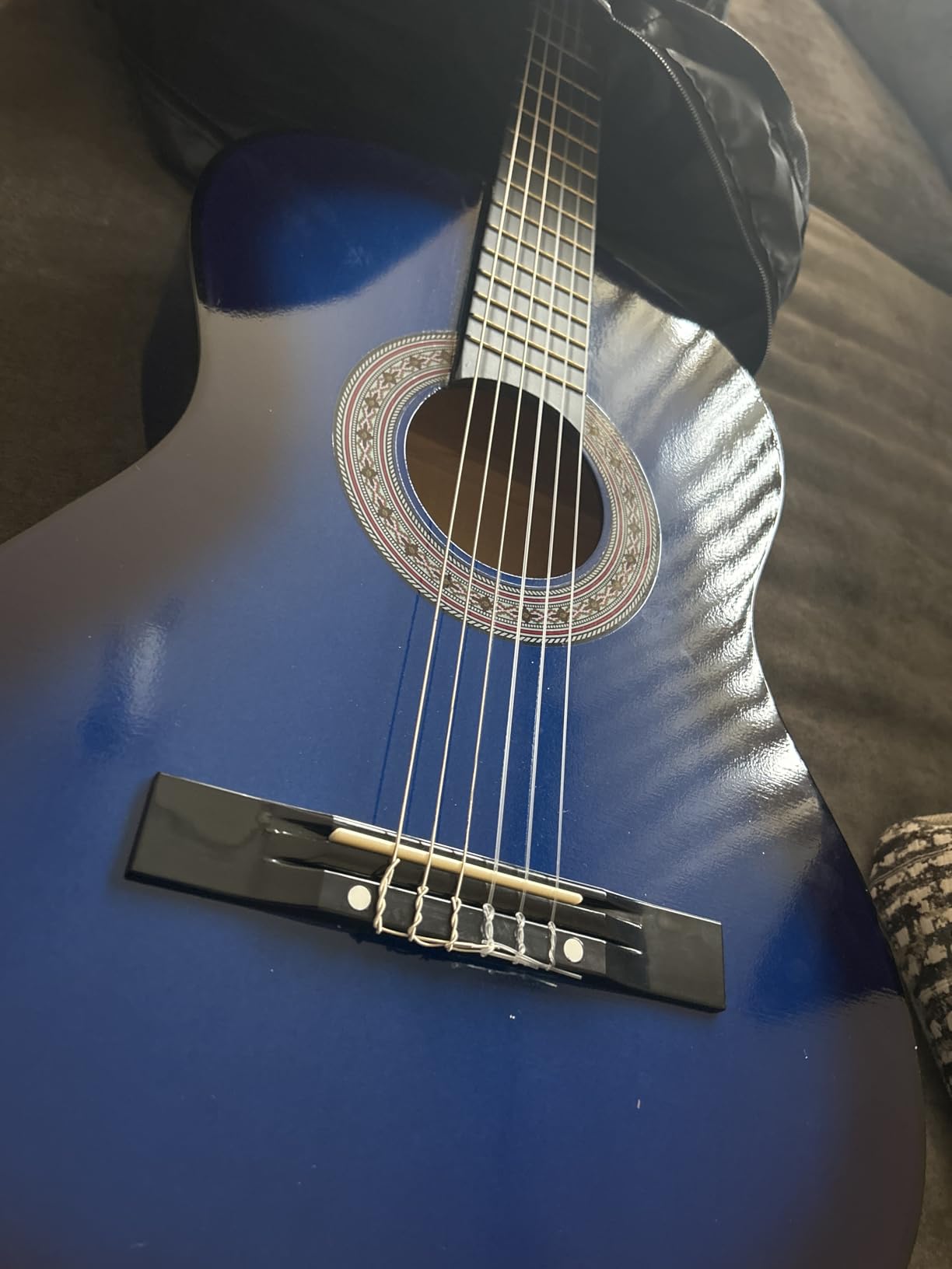Best Choice Products 38in Beginner All Wood Acoustic Guitar Starter Kit w/Gig Bag, 6 Picks, Nylon Strings, Strap w/Pick Holder - Blue customer photo 1