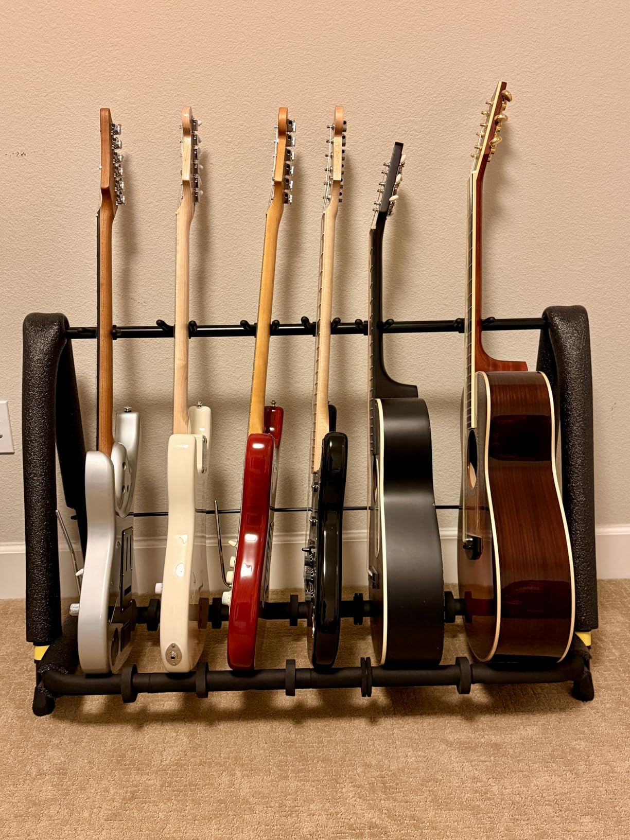 Hercules Stands GS525B 5 Space Guitar Rack customer photo 1