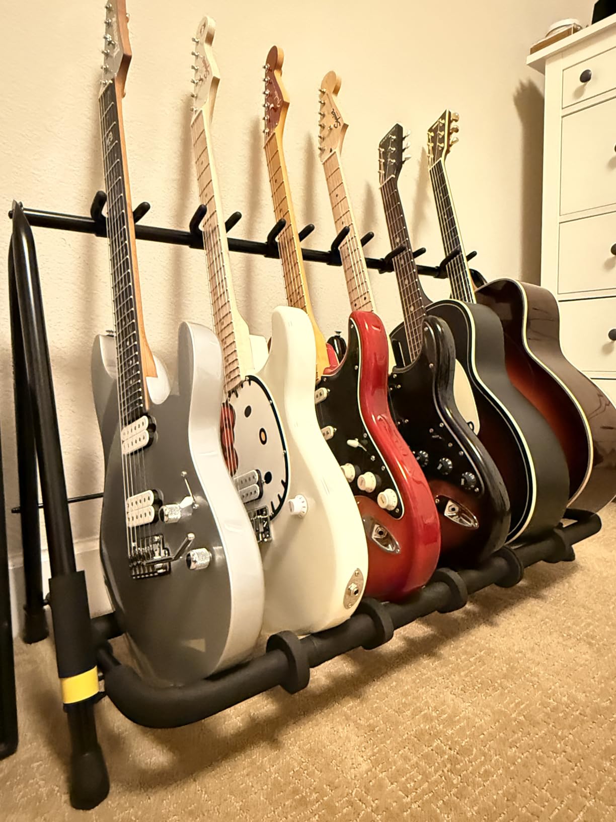 Hercules Stands GS525B 5 Space Guitar Rack customer photo 2