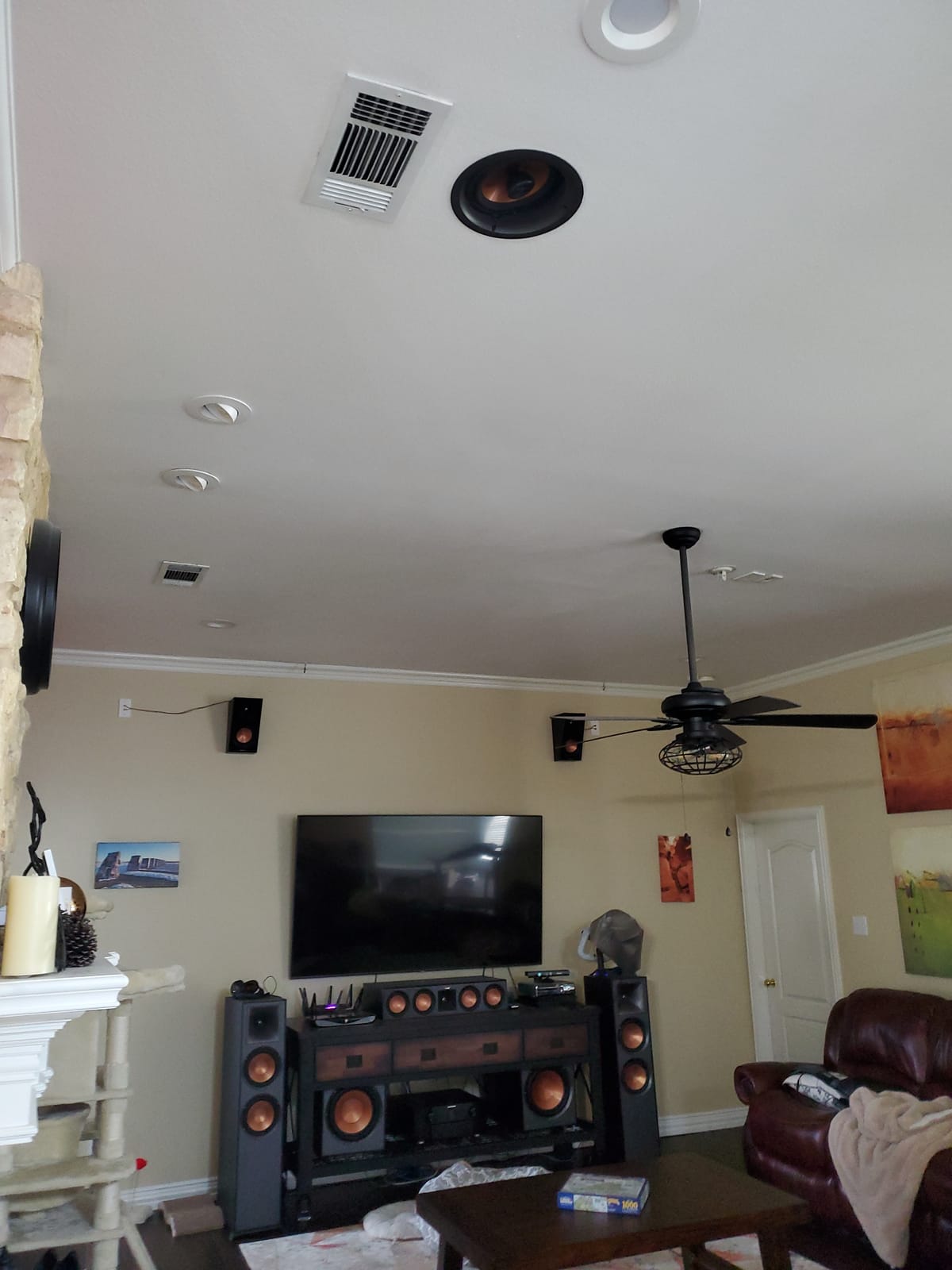 Klipsch Outdoor/Surround in-Ceiling Speaker Soundbar Home Speaker, Set of 1, White (CDT-5800-C II) customer photo 1