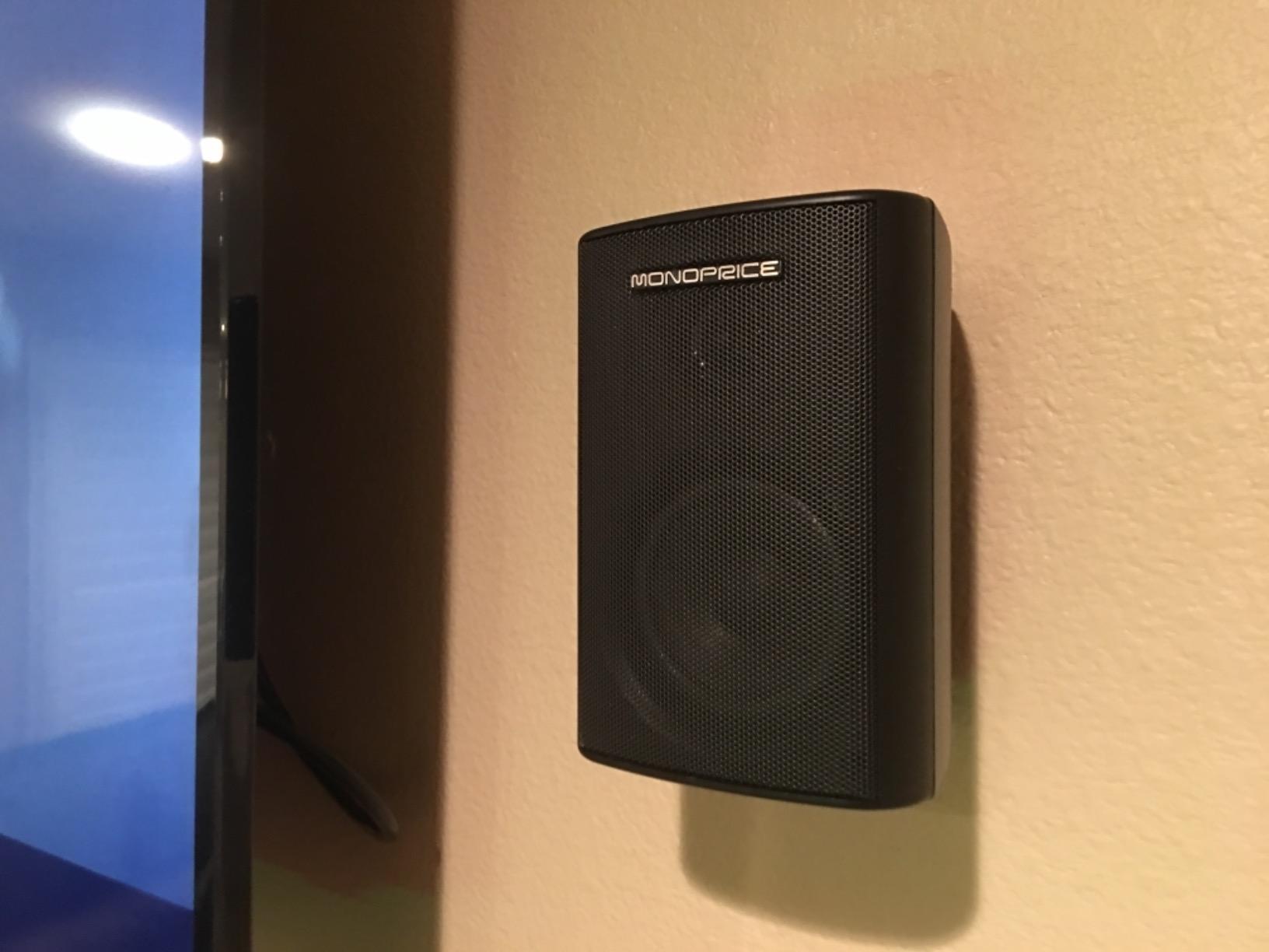 Monoprice 5.1 Channel Home Theater Satellite Speakers And Subwoofer - Black customer photo 1