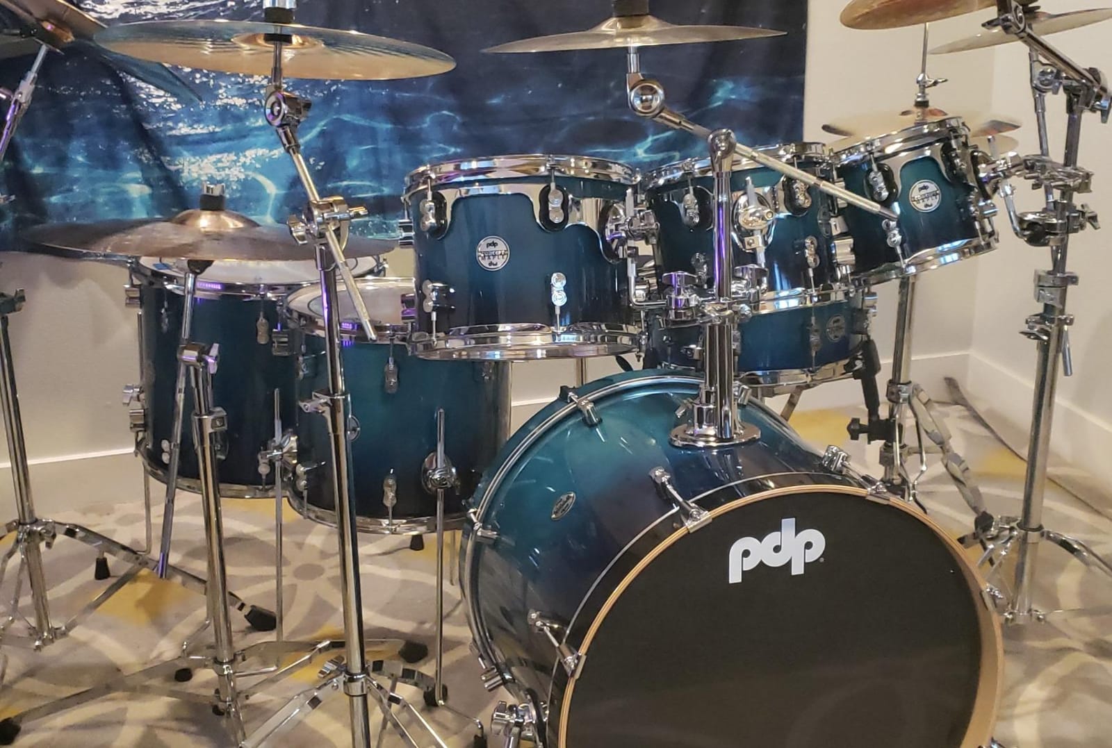 PDP By DW 7-Piece Concept Maple Shell Pack with Chrome Hardware Silver to Black Fade customer photo 2
