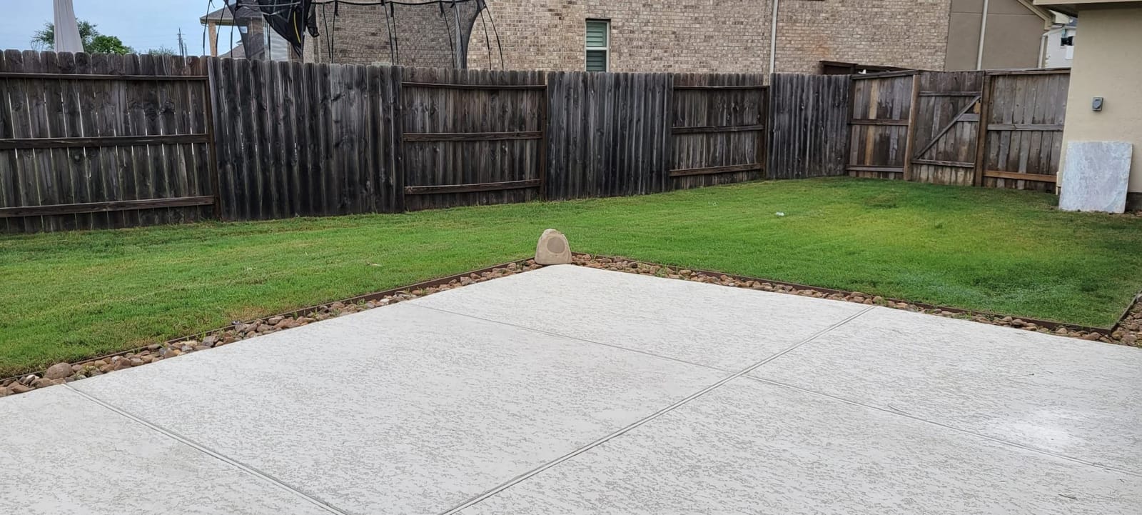 Theater Solutions 2R8S Outdoor Sandstone 8