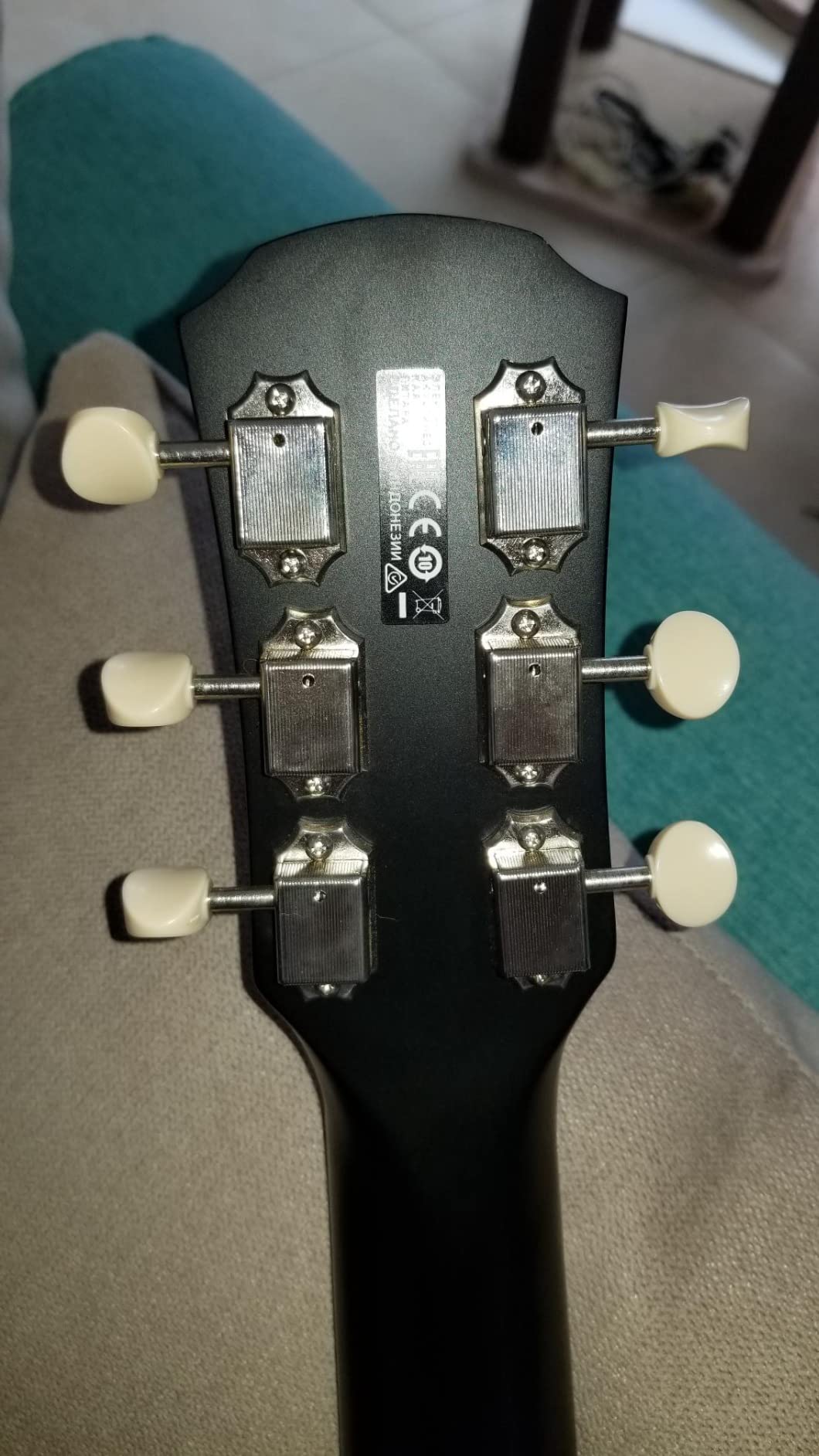 Yamaha APXT2 3/4-Size Acoustic-Electric Guitar with Gig Bag - Old Violin Sunburst customer photo 2
