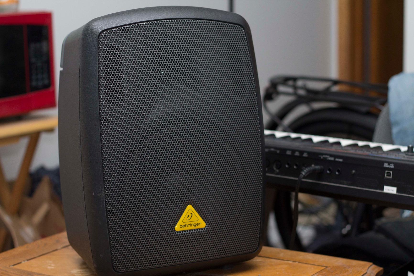 Behringer EUROPORT MPA40BT-PRO All-in-One Portable 40 Watt PA System with Bluetooth Connectivity, Battery Operation and Transport Handle customer photo 2