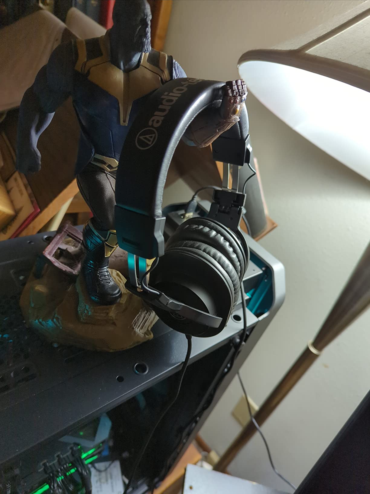 Audio-Technica ATH-M30x Professional Studio Monitor Headphones, Black customer photo 1