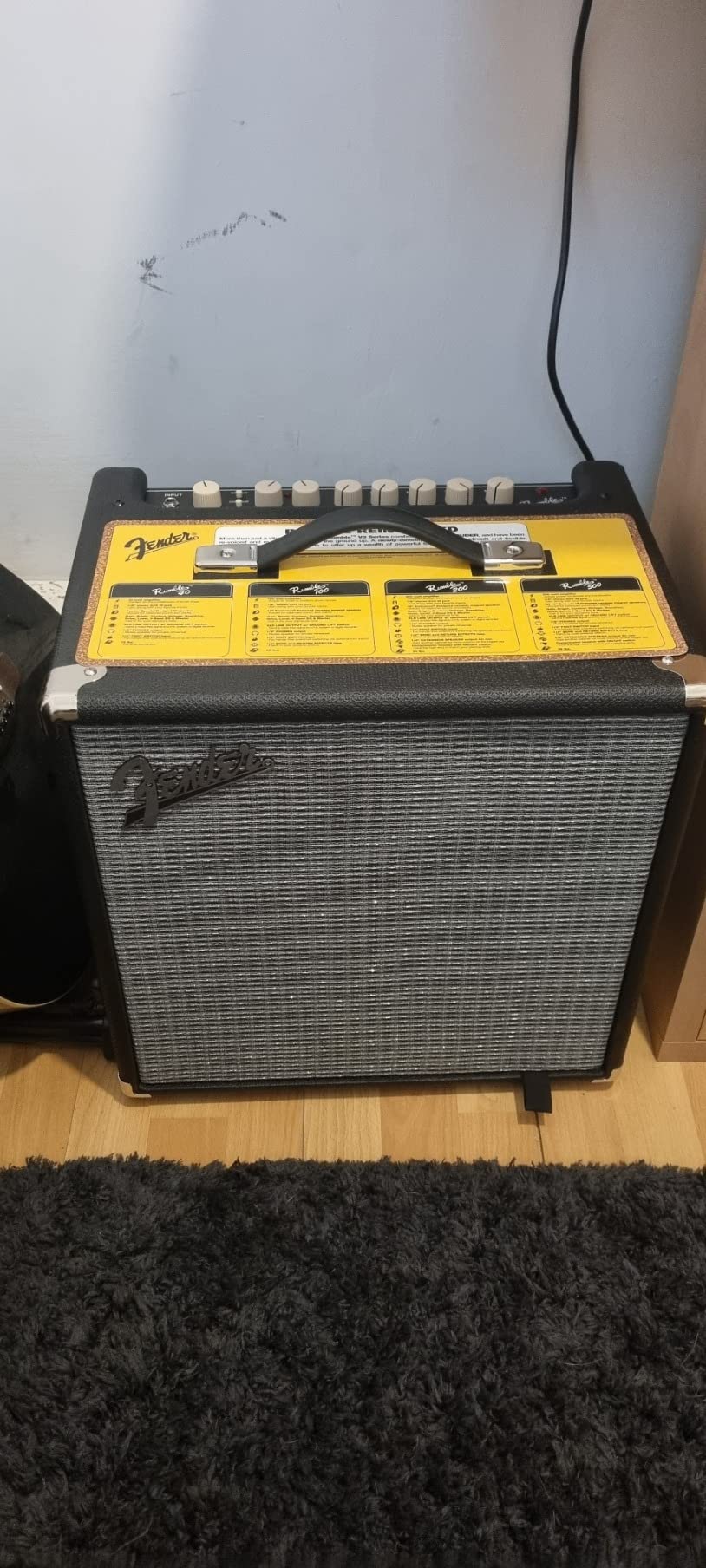 Fender Rumble 40 V3 Bass Amp for Bass Guitar, 40 Watts, with 2-Year Warranty Speaker, with Overdrive Circuit and Mid-Scoop Contour Switch customer photo 1