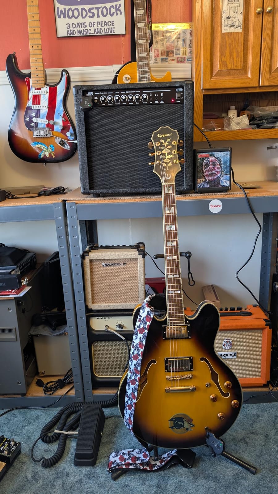 Monoprice 1x10 Guitar Combo Amplifier - Black 40-Watt, Spring Reverb, 10-Inch 4-Ohm Speaker, High & Low Inputs, Headphone Output - Stage Right Series customer photo 2