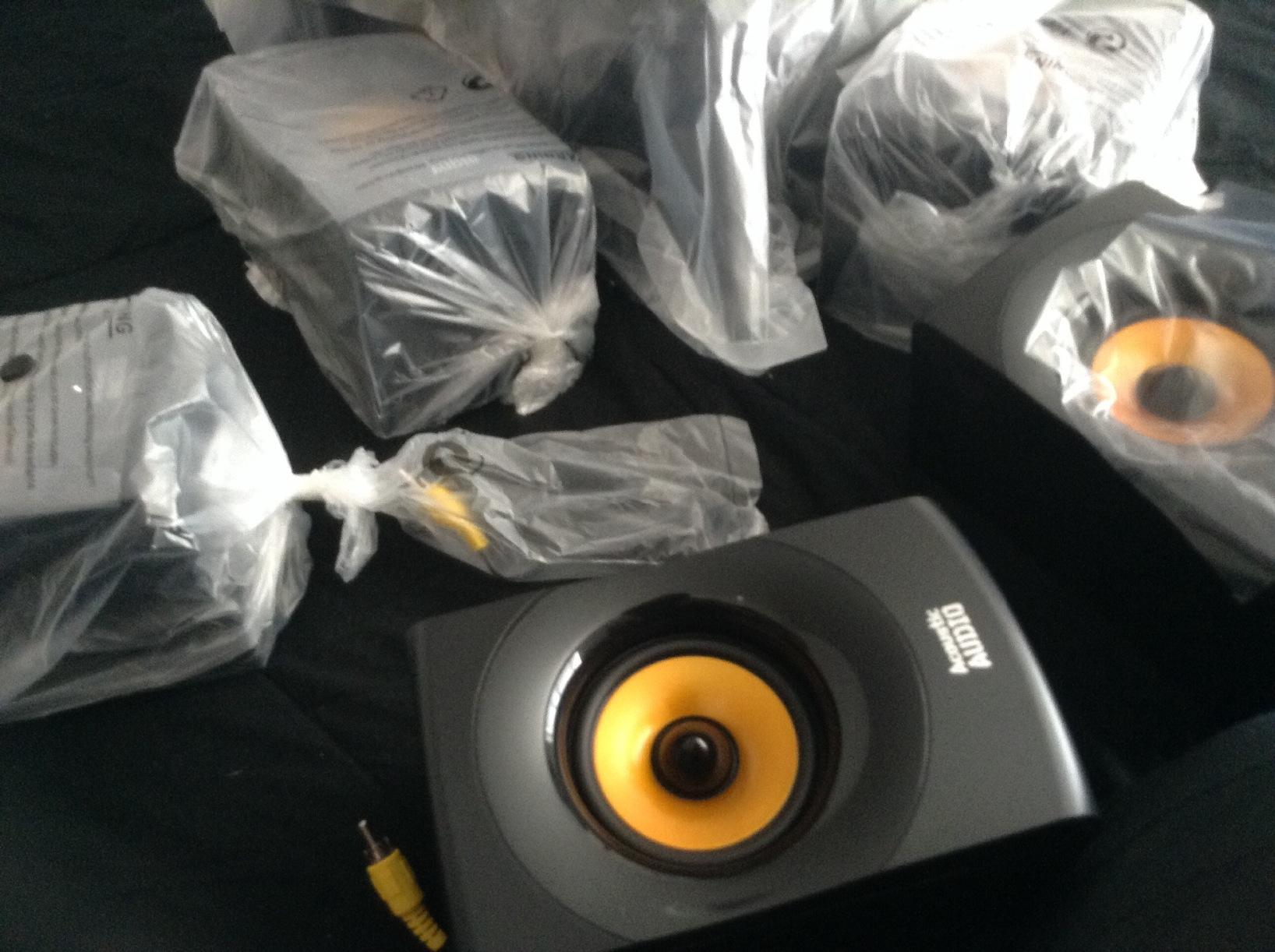 Acoustic Audio AA5170 Home Theater 5.1 Bluetooth Speaker System 700W with Powered Sub customer photo 1