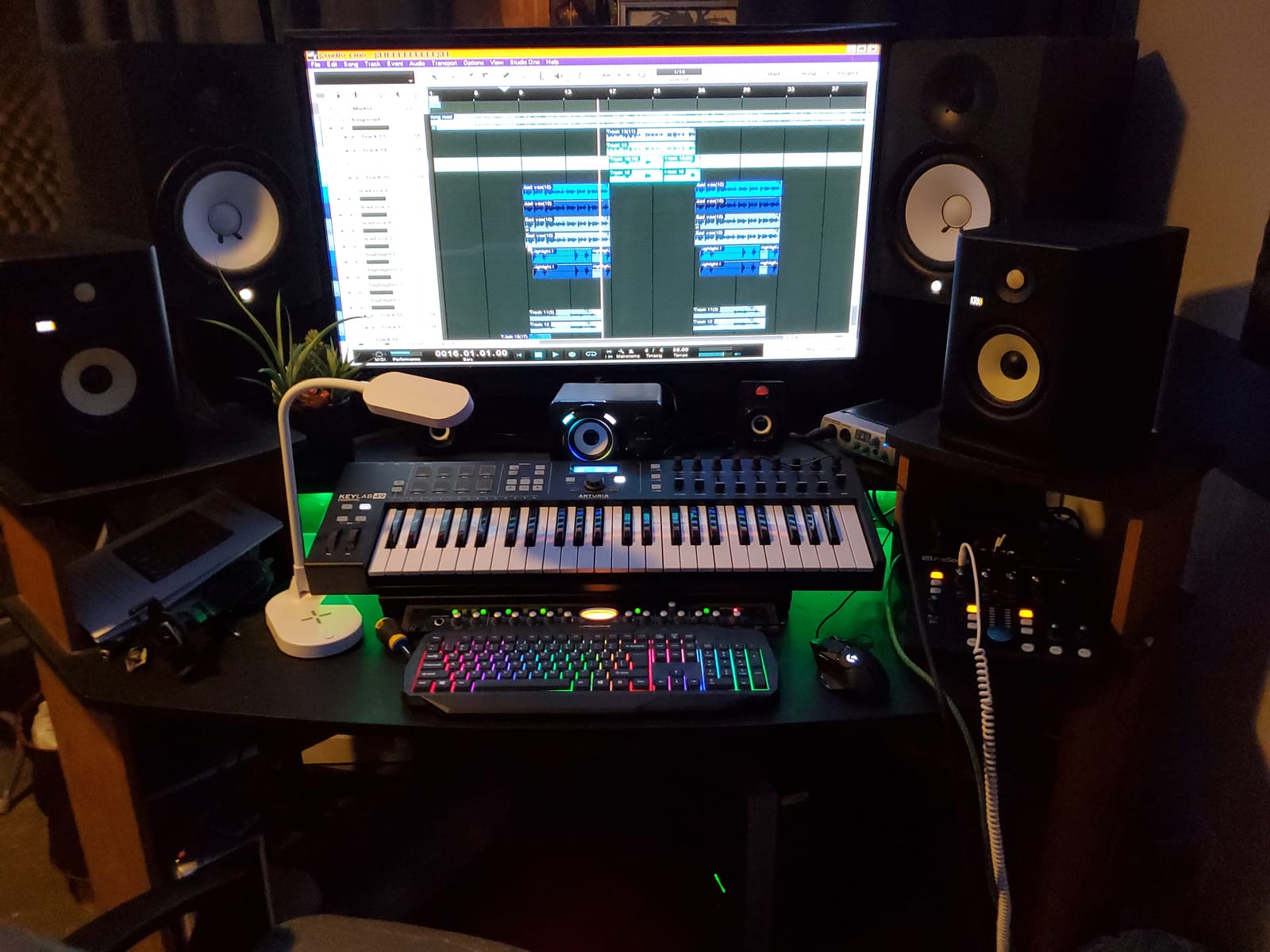 PreSonus Monitor Station V2 Desktop Studio Control Center (MONITO STAT V2) customer photo 1