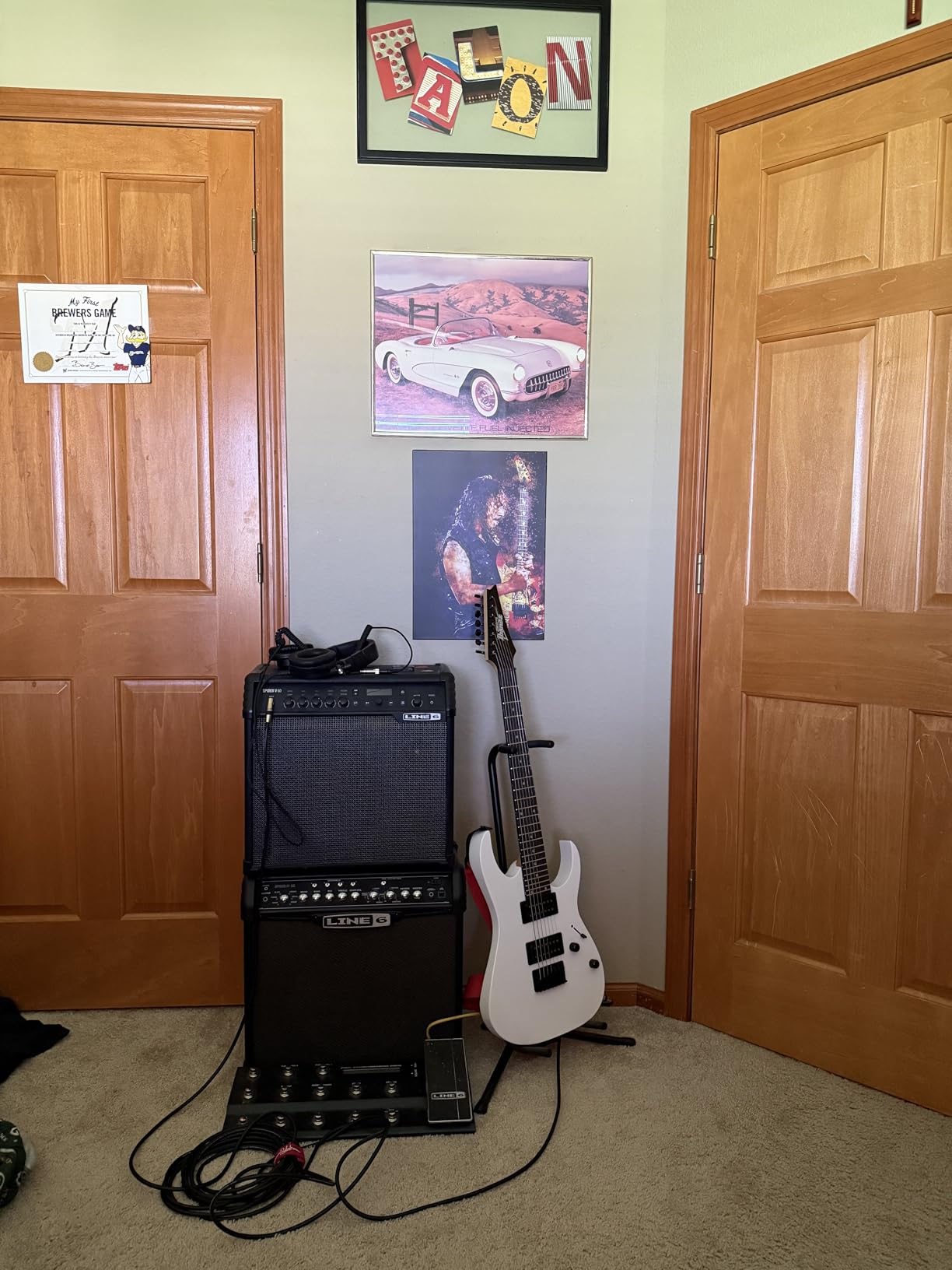 Ibanez GRG 7-String Solid-Body Electric Guitar, Right, White, Full customer photo 2