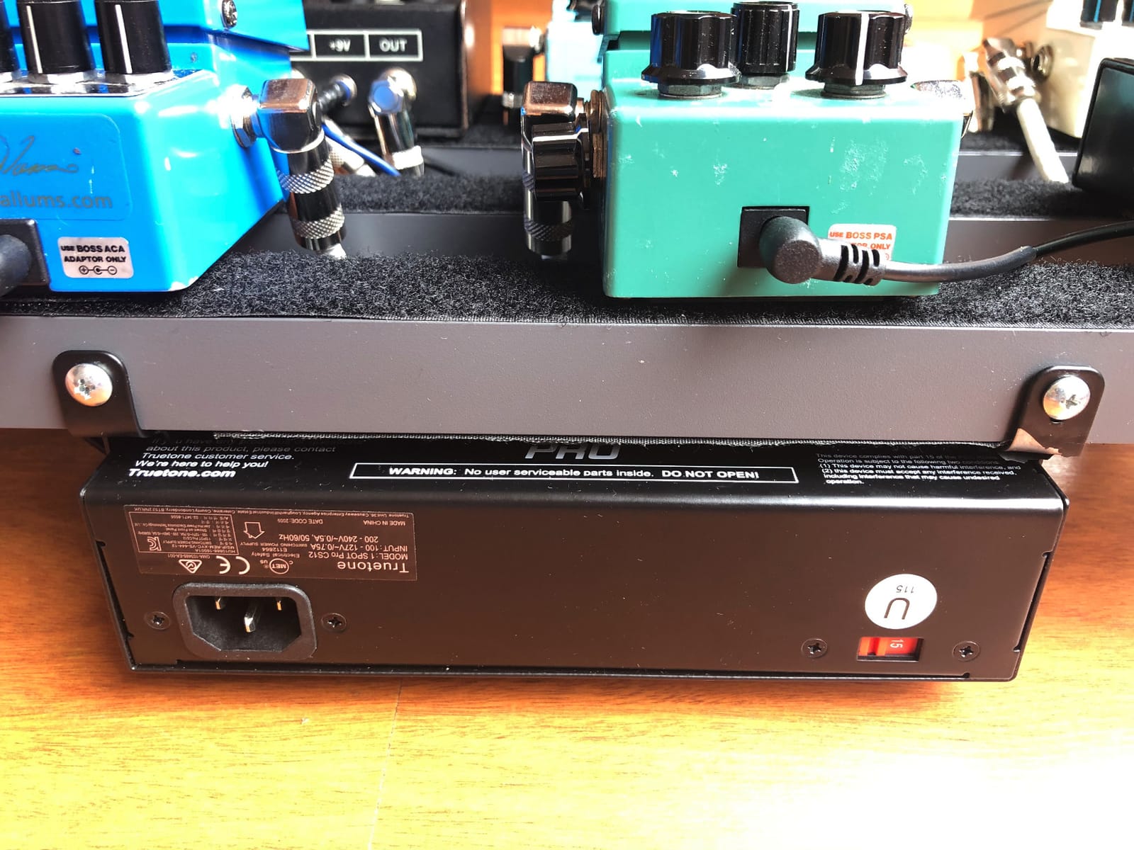 Truetone 1 SPOT Pro CS12 Guitar Pedal Power Supply with 12 Isolated Outputs, 9Vac 9Vdc 12V 18V variable voltage, Studio Power for Your Pedalboard customer photo 1