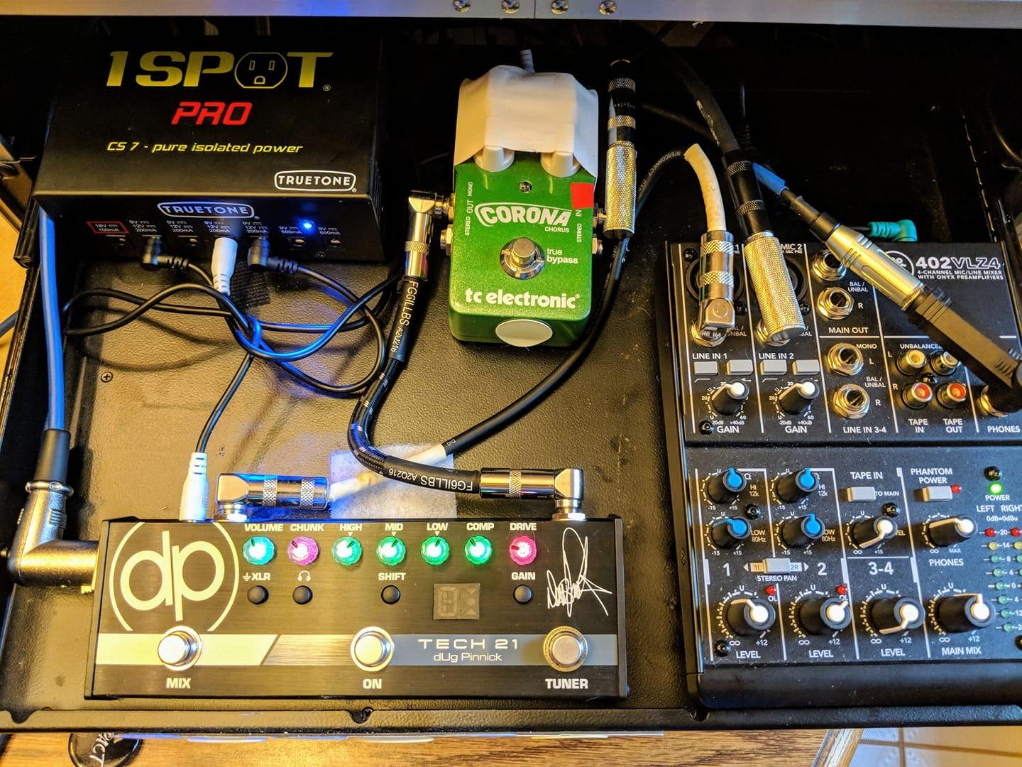 1 SPOT Pro CS7 Guitar Pedal Power Supply with 7 Isolated Outputs, 9V 12V 18V, Studio Power for Your Pedalboard customer photo 1