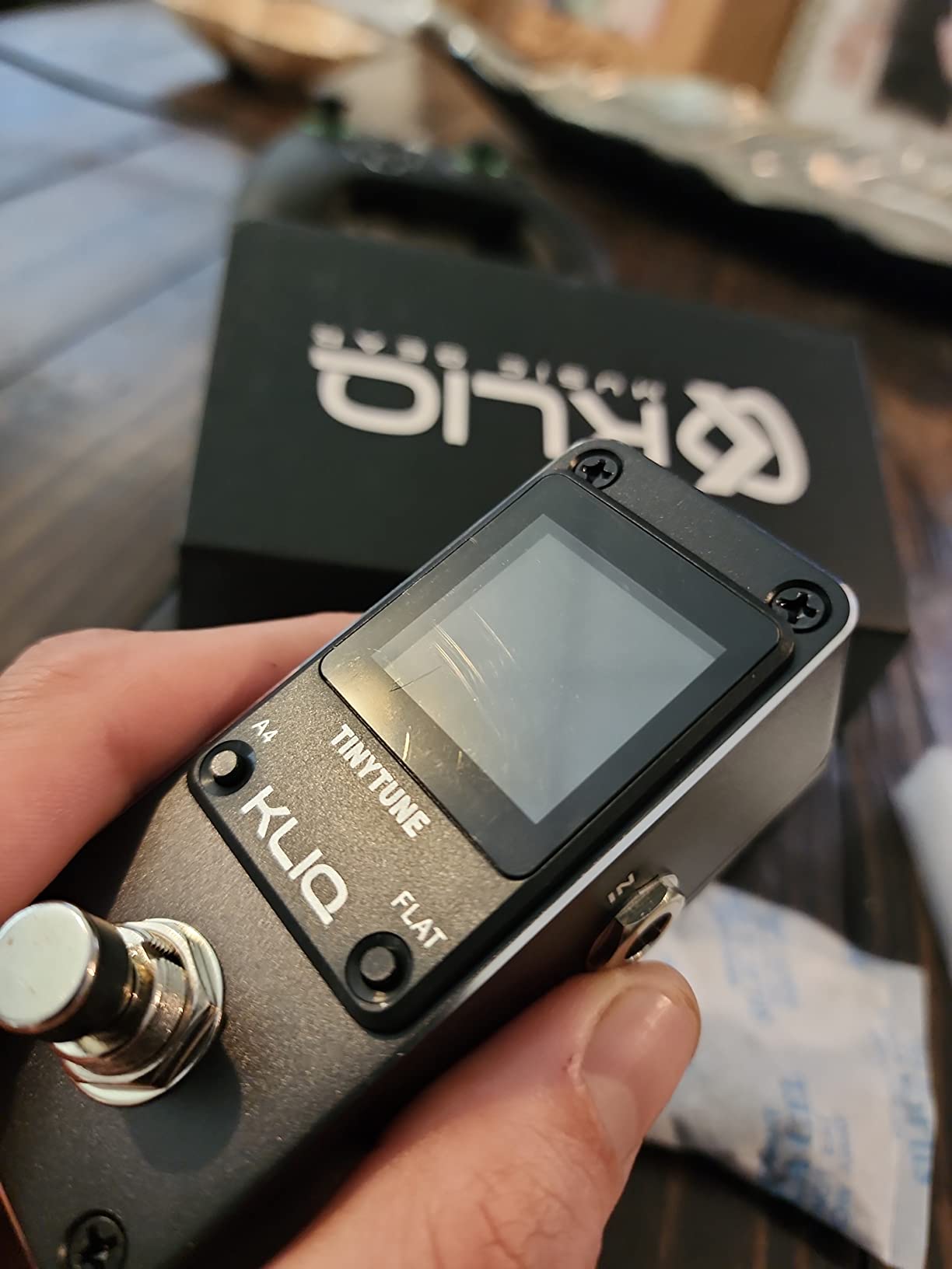 KLIQ TinyTune Pro Stage Tuner Pedal for Guitar & Bass, Mini Chromatic Pedal with True Bypass, Silent Switch, Flat Tuning, LED Display & Pitch Calibration (9V Power Supply Required) customer photo 1