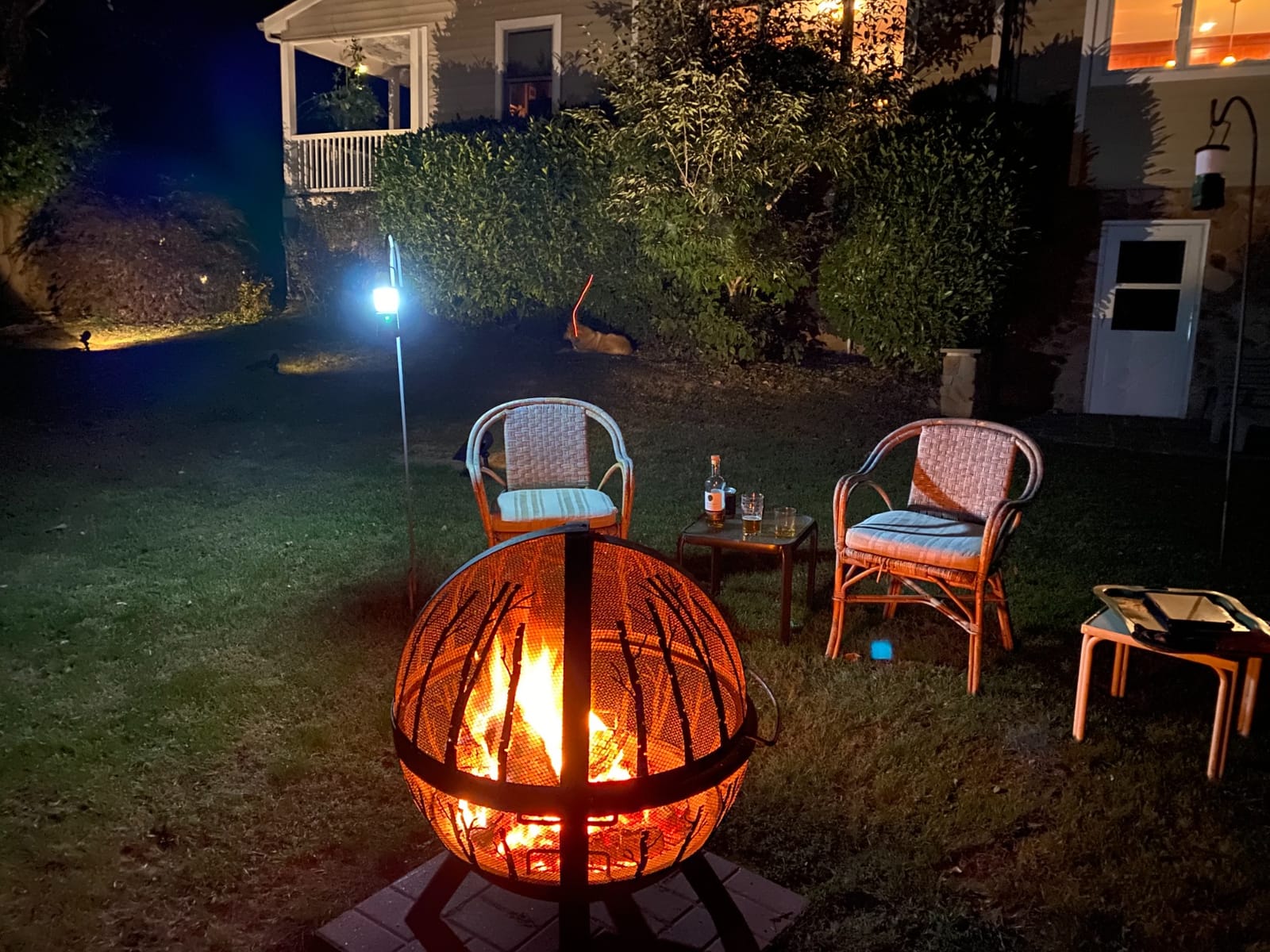 Lepro 1000LM LED Camping Lantern Rechargeable, 4400mAh, 4 Light Modes customer photo 2