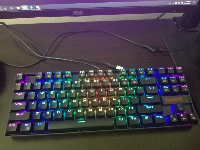 Redragon K552P Mechanical Gaming Keyboard TKL with 18 Backlight Modes, Hot-Swappable Red Switches, 87-Key Compact Ergonomic Design, N-Key Rollover & Software Programmable Macro - RGB, Black customer photo 2
