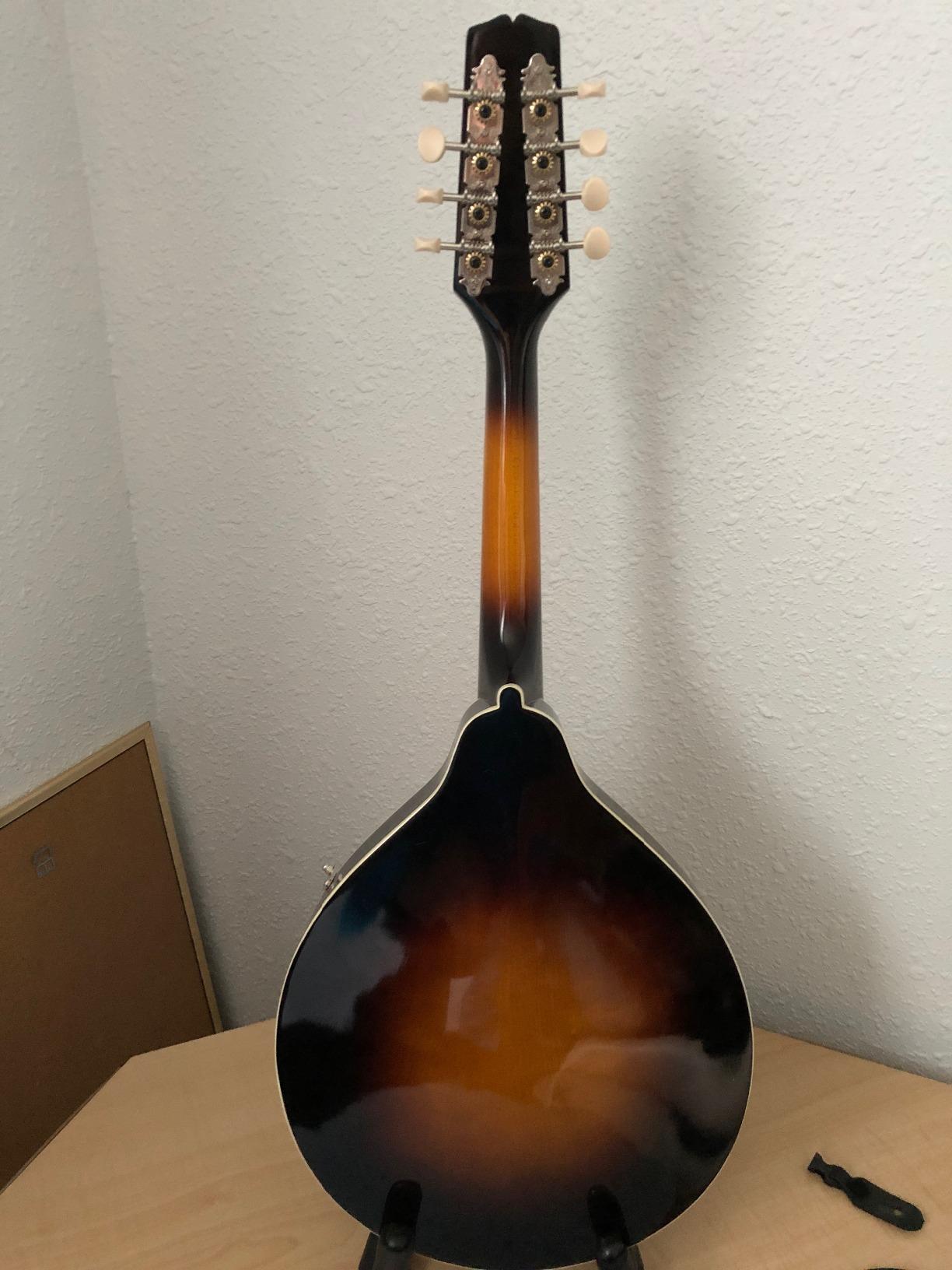 Kentucky KM-156 Standard A-Model Mandolin – Transparent Brown – Solid Spruce Top & Maple Back, Crisp Tone, Smooth Playability customer photo 2