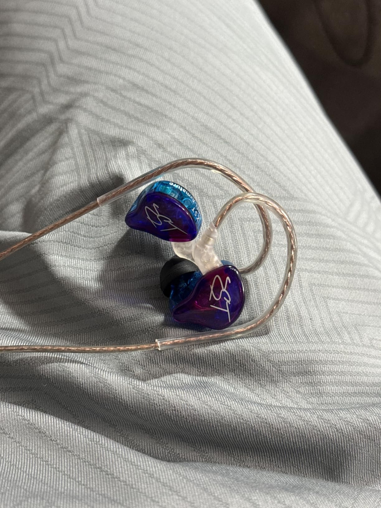 YINYOO KZ-ZST Colorful Hybrid Banlance Armature with Dynamic In-ear Earphone 1BA+1DD Hifi Headset KZ in ear Monitor Headphone Wired Earbuds IEM Earphone Gaming Ear buds (Colorful/zst with Microphones) customer photo 1