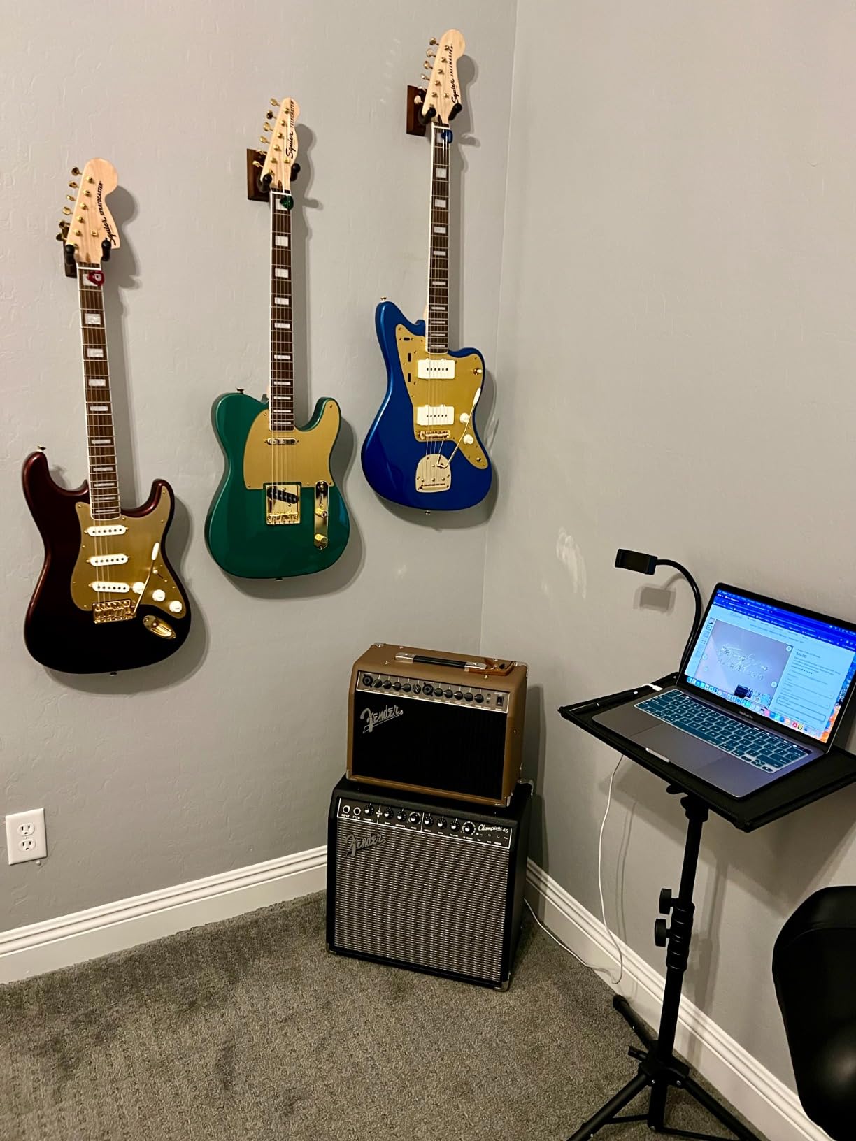 Fender Acoustasonic 40-Watt Acoustic Guitar Amplifier, Portable Amp Combo customer photo 1