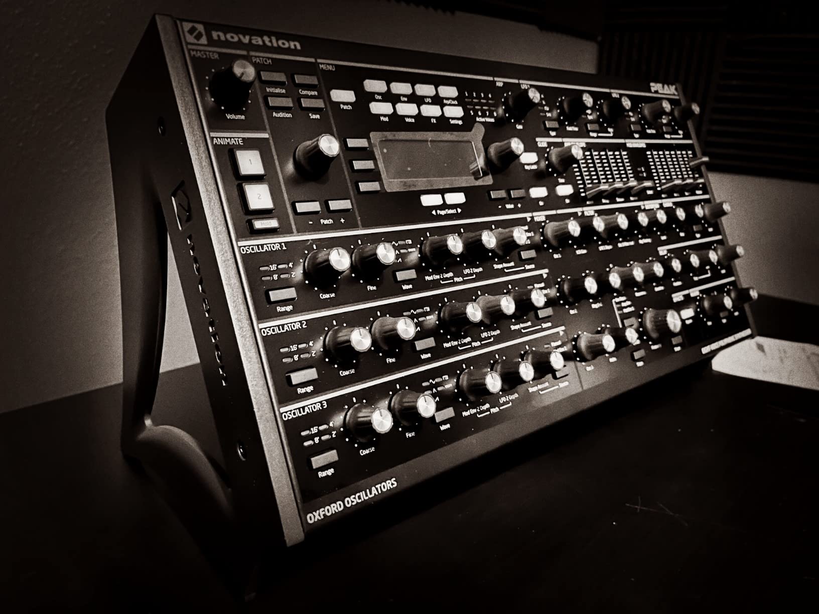Novation Peak 8-Voice Desktop Polyphonic Synthesizer customer photo 1