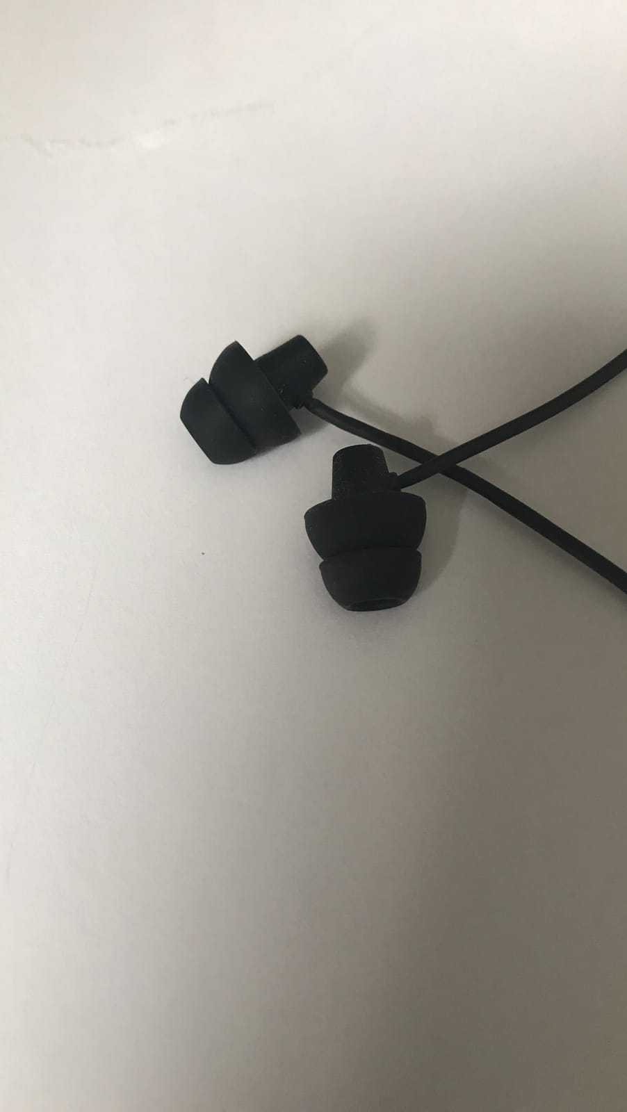 MAXROC Sleep Earplugs - Noise Isolating Ear Plugs Sleep Earbuds Headphones with Unique Total Soft Silicone Perfect for Insomnia, Side Sleeper, Snoring, Air Travel, Meditation & Relaxation(Black) customer photo 2