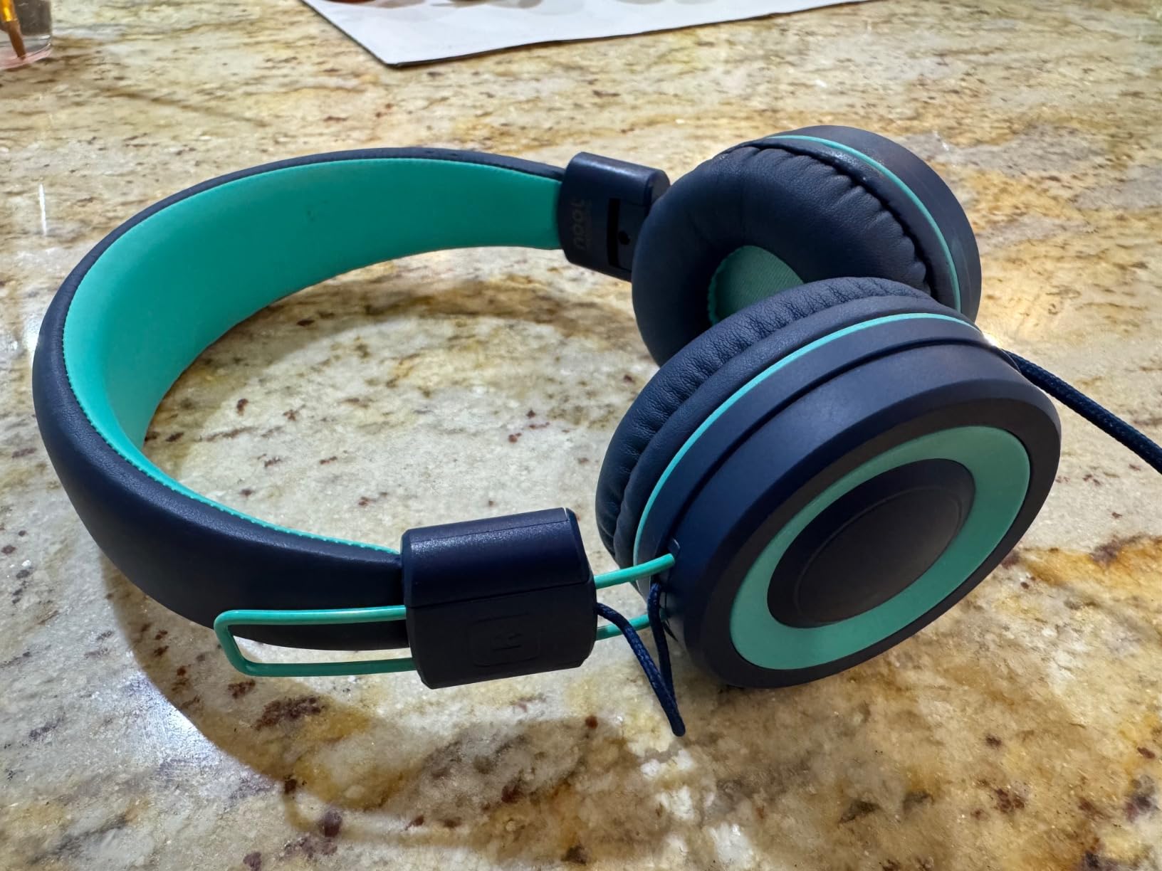 noot products K11 Kids Headphones with Wired Cord 3.5mm Jack Navy/Teal customer photo 1