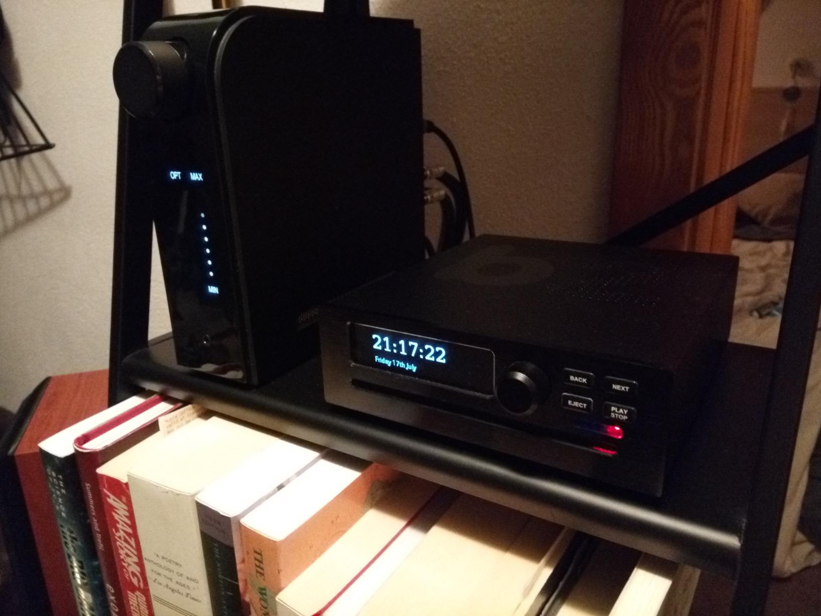 NAD D 3020 V2 Hybrid Digital Integrated Amplifier – 24-Bit/192kHz DAC, Phono Input, Bluetooth aptX, & Subwoofer Out customer photo 2