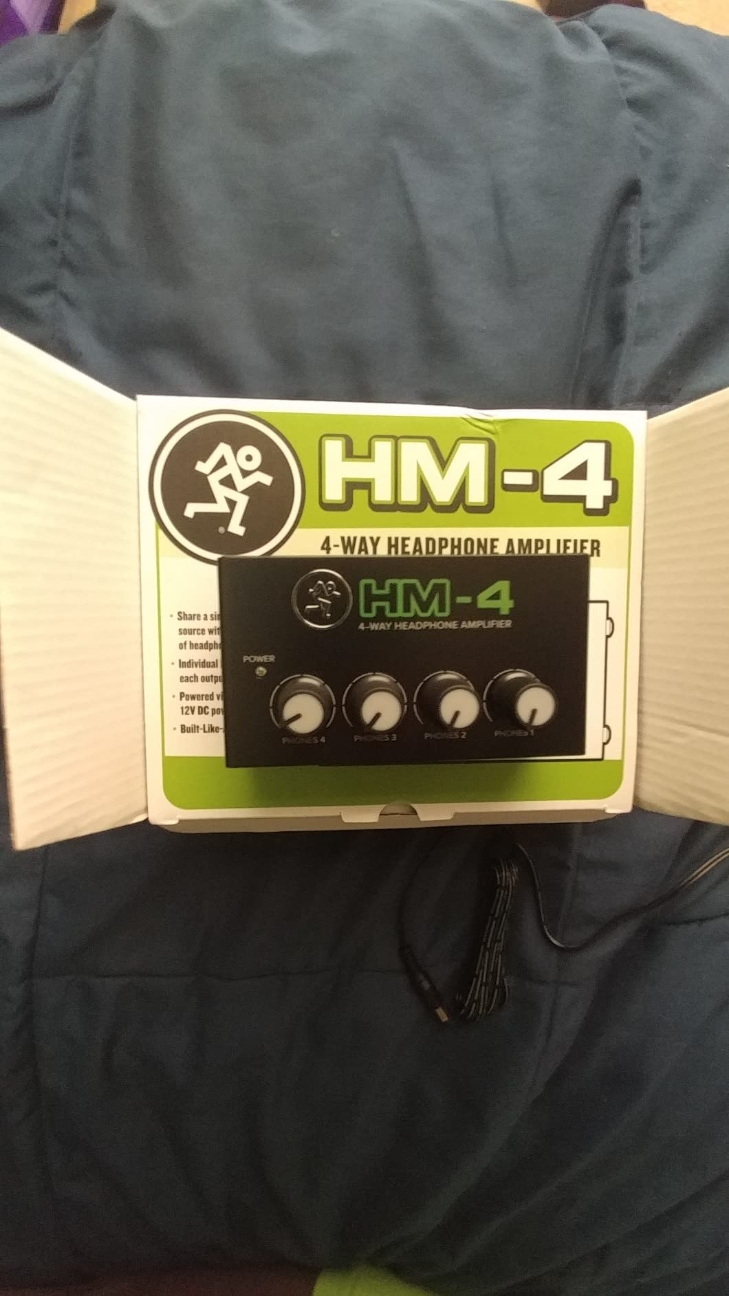 Mackie HM-4 Headphone Amplifier (4-Channel), Compact Splitter, Black customer photo 1