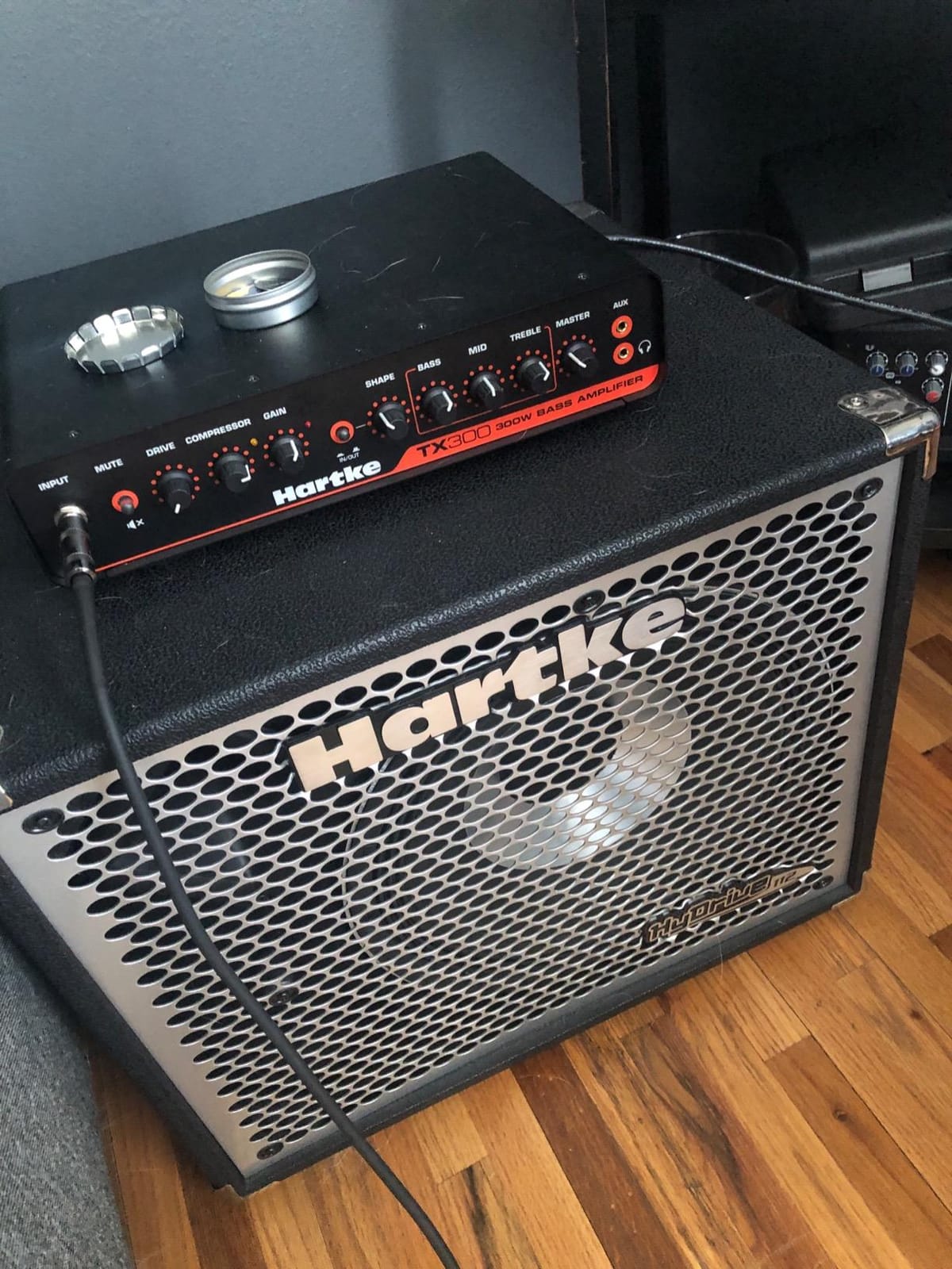 Hartke TX300-300-Watt Lightweight Bass Amplifier customer photo 1