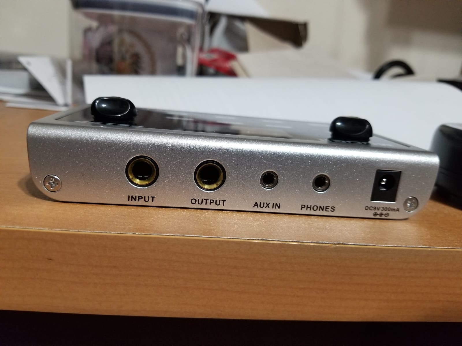 MOOER PE100 Portable Depstop Guitar Multi Effects Headphone Amp Pedal Practice Tool with Drum Machine, TAP Tempo customer photo 2