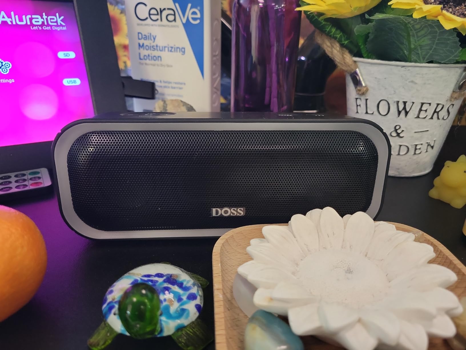 DOSS SoundBox Pro Bluetooth Speaker, 20W Stereo Sound, Active Extra Bass customer photo 2