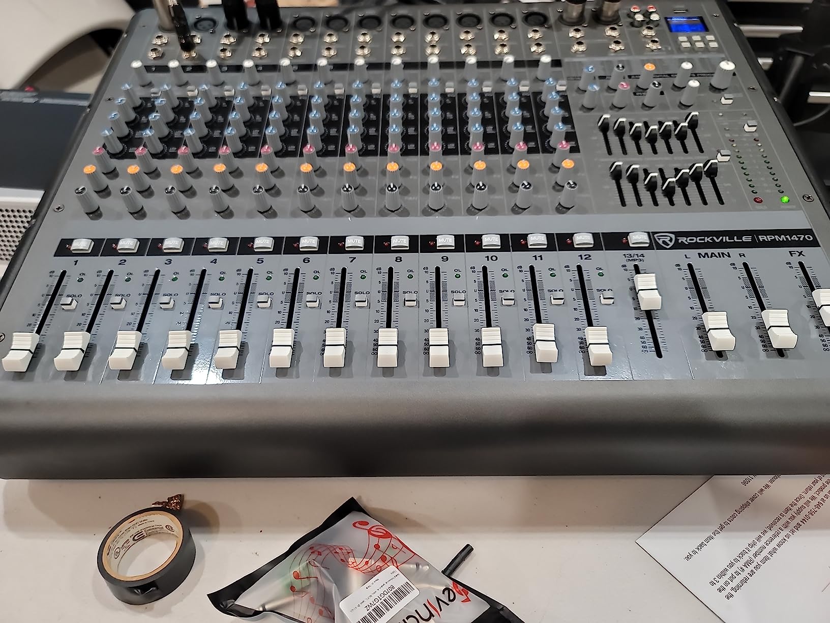 Rockville RPM1470 14 Channel 6000w Powered Mixer with USB and Bluetooth customer photo 2