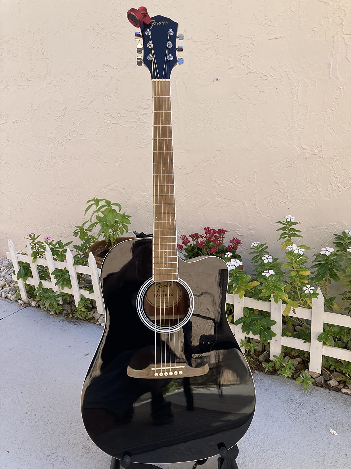 Fender FA-125CE Dreadnought Cutaway Acoustic-Electric Guitar - Natural Bundle with Gig Bag, Tuner, Strap, Strings, Picks, and Austin Bazaar Instructional DVD customer photo 1