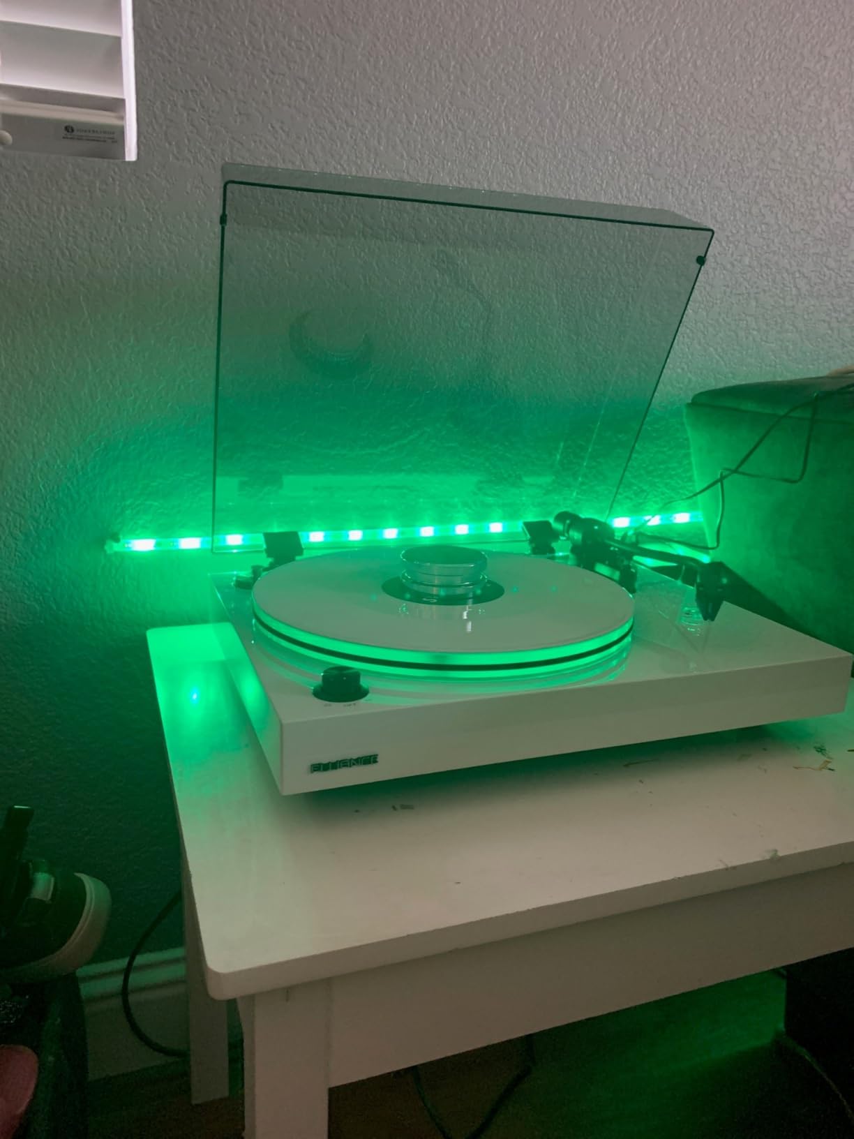 Fluance RT85 Turntable with Ortofon Cartridge, Acrylic Platter, Speed Control, and Vibration Isolation - High Fidelity Vinyl Record Player customer photo 2