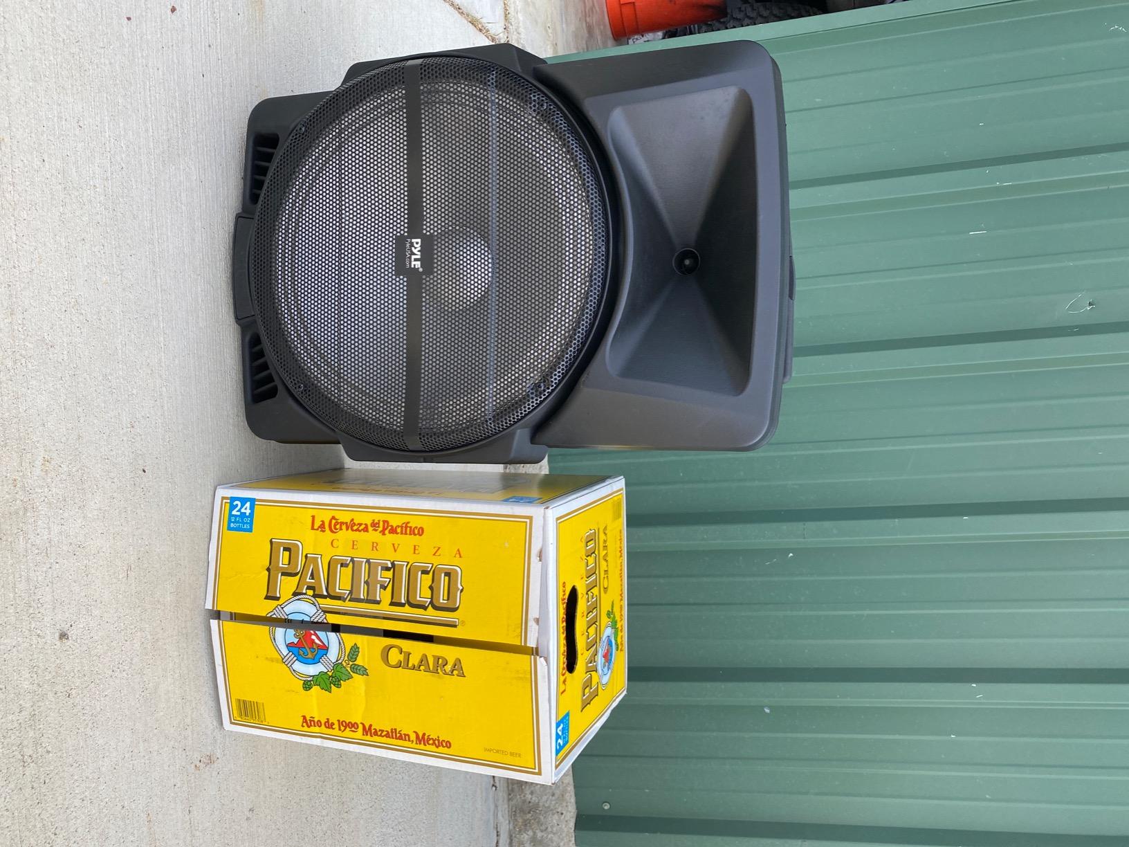 Pyle Wireless Portable PA Speaker System -1200W High Powered Bluetooth Compatible Indoor&Outdoor DJ Sound Stereo Loudspeaker wITH USB MP3 AUX 3.5mm Input, Flashing Party Light & FM Radio -PPHP1544B customer photo 2