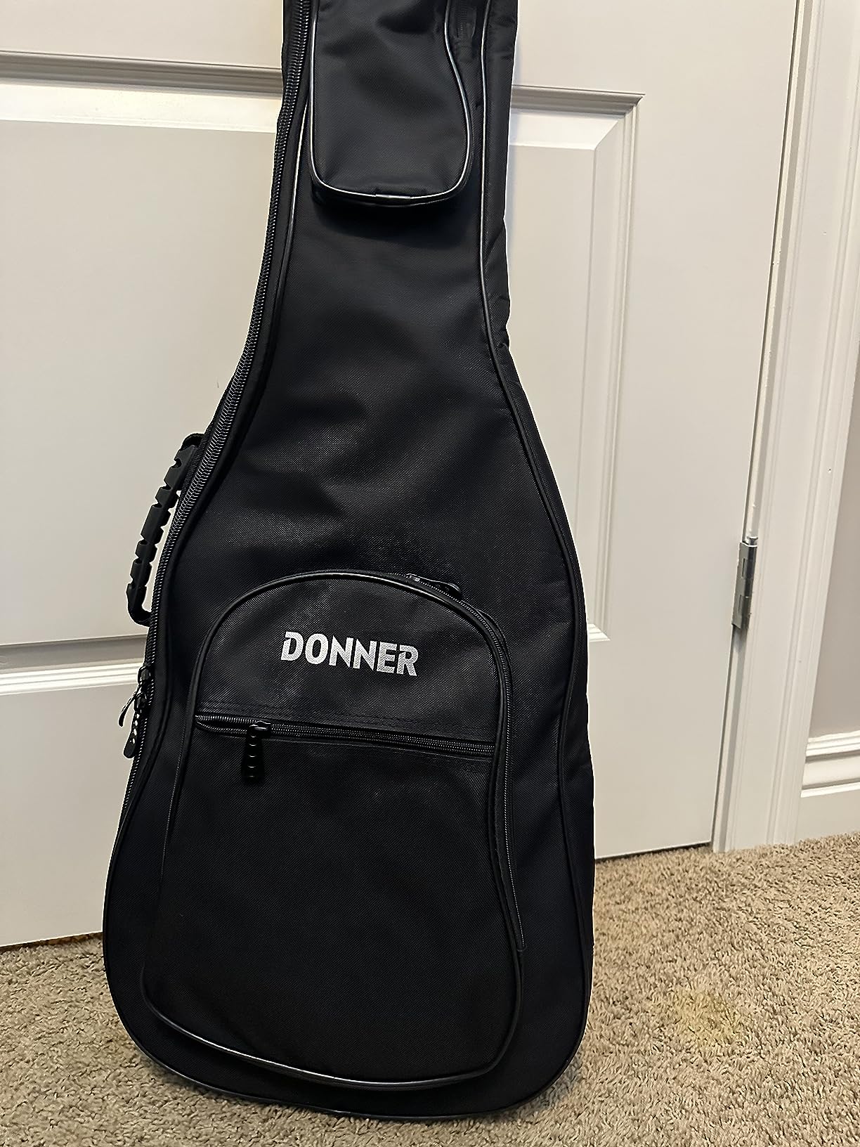 Donner 39 Inch Electric Guitar Gig Bag, 0.4 Inch Padding, 600D Nylon, Black customer photo 1