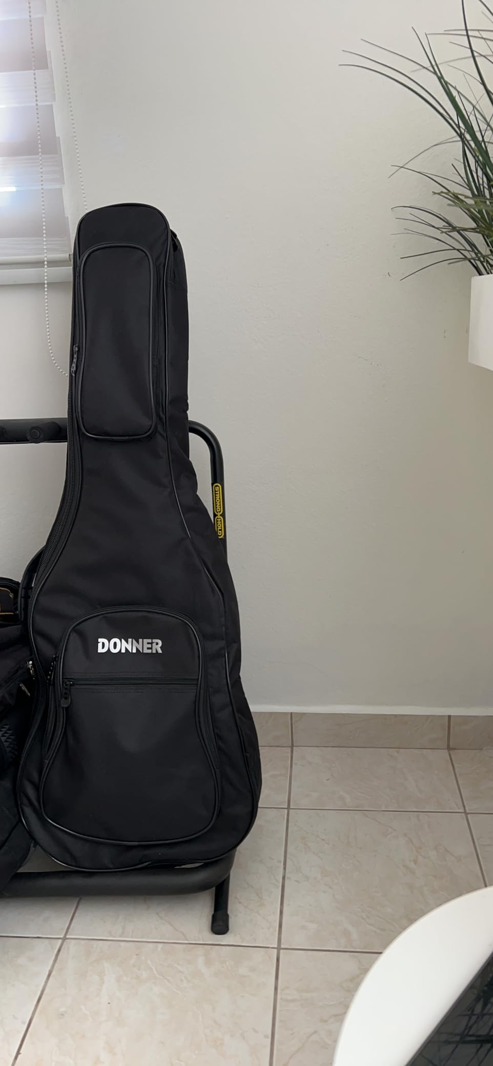 Donner 39 Inch Electric Guitar Gig Bag, 0.4 Inch Padding, 600D Nylon, Black customer photo 2