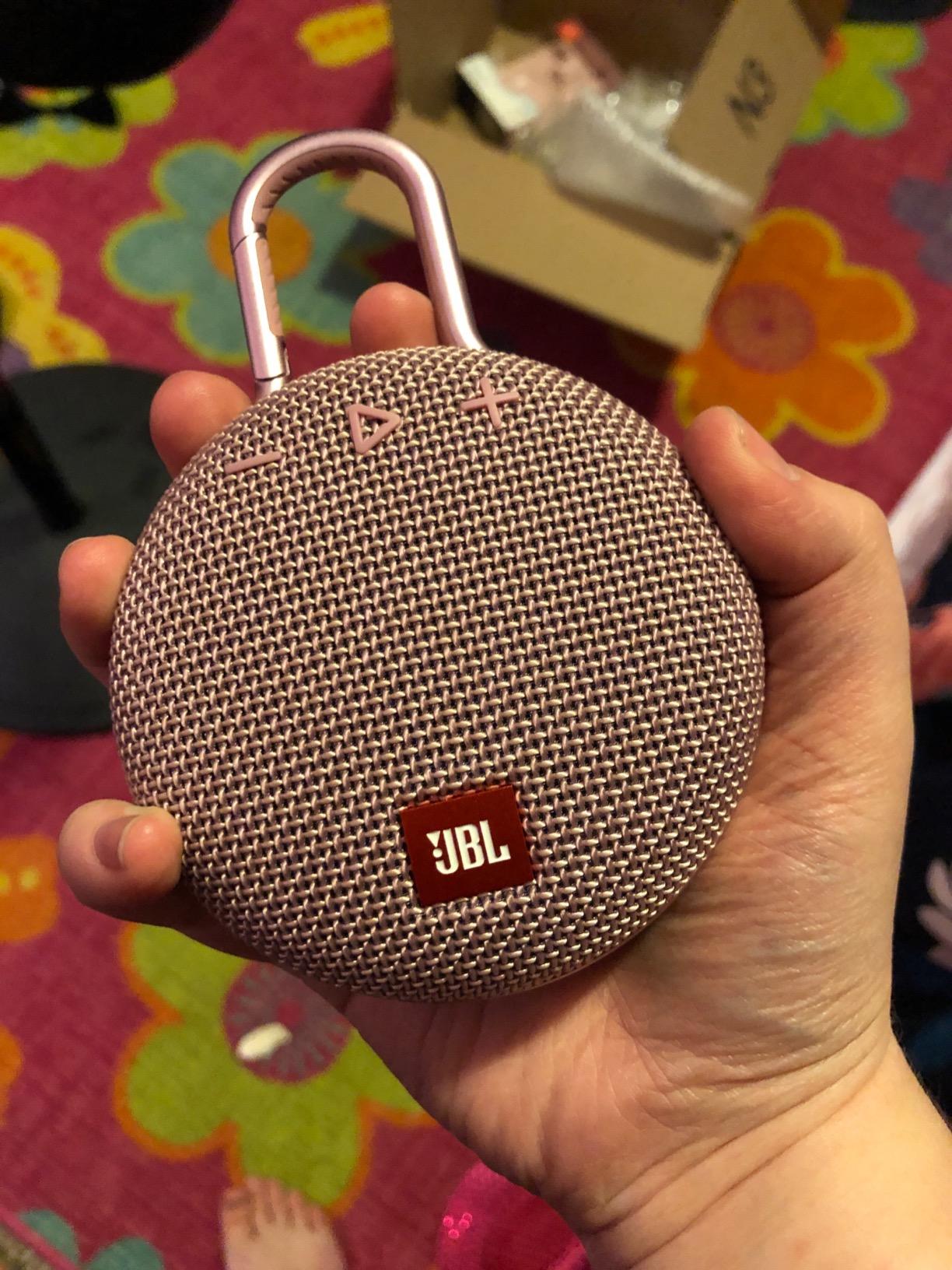 JBL Clip 3, Camouflage - Waterproof, Durable & Portable Bluetooth Speaker - Up to 10 Hours of Play - Includes Noise-Cancelling Speakerphone & Wireless Streaming customer photo 1