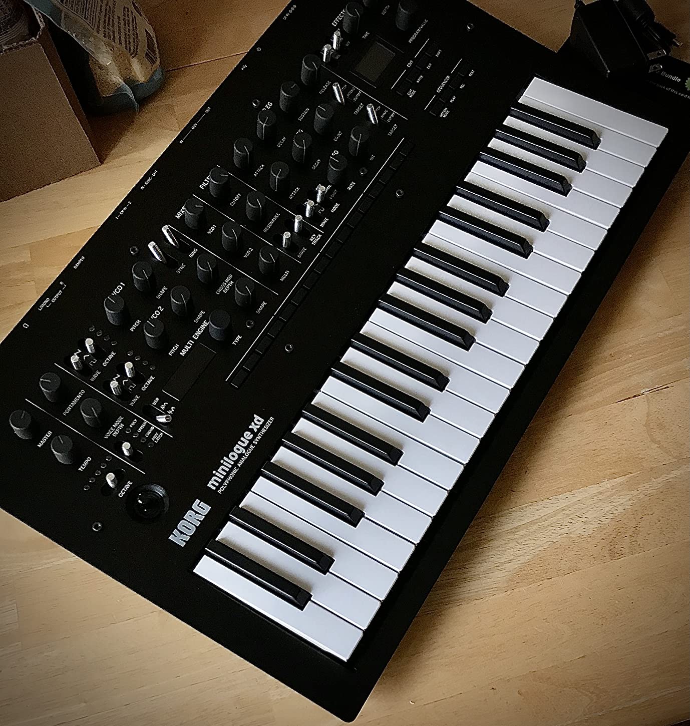 Korg minilogue xd 37-key Polyphonic Analog Synththesizer w/ 16-step Sequencer, 4 Voices and OLED Oscilloscope (MINILOGUEXD) customer photo 2