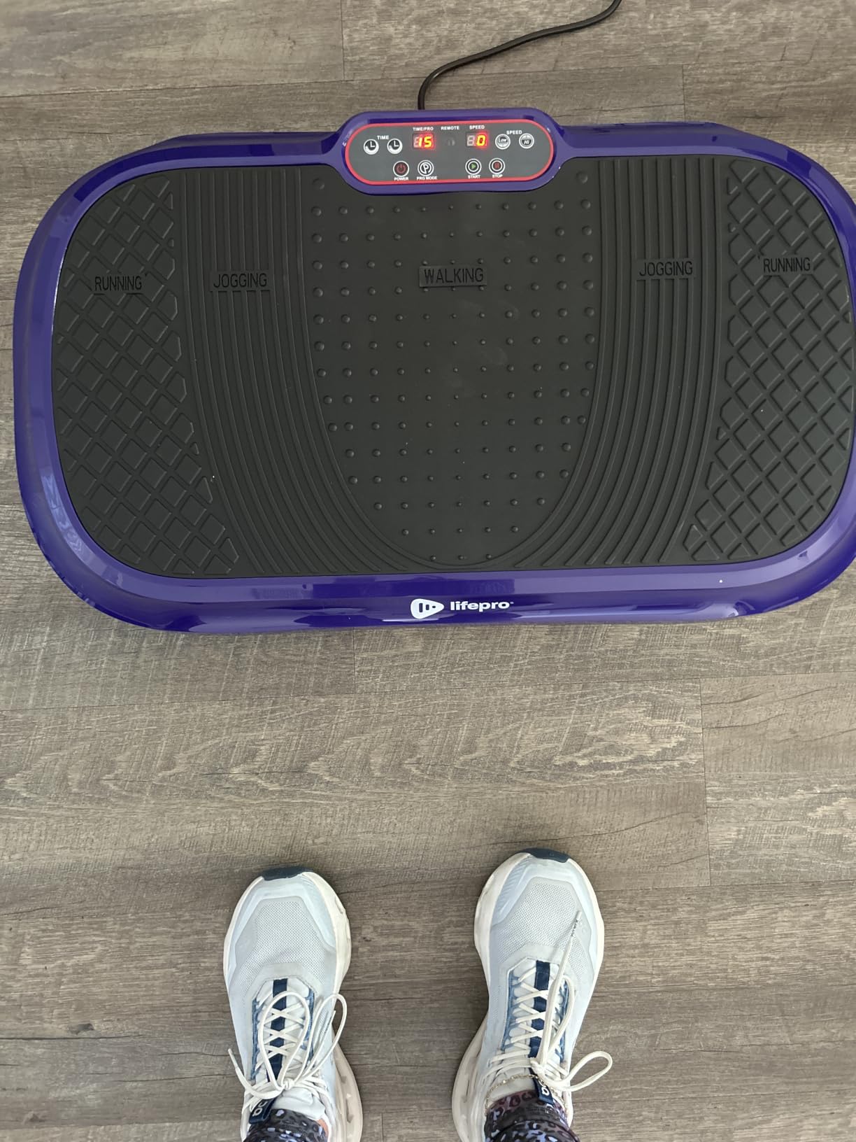 Lifepro Waver Vibration Plate Exercise Machine with 99 Speeds & 10 Presets customer photo 1
